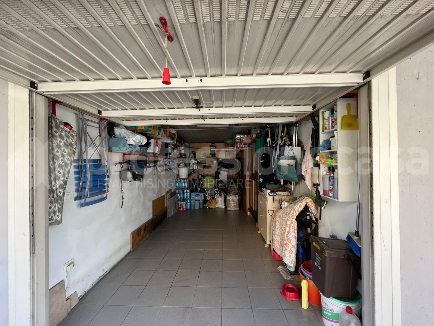 Immagine 19 di Appartamento in vendita  a Ponsacco