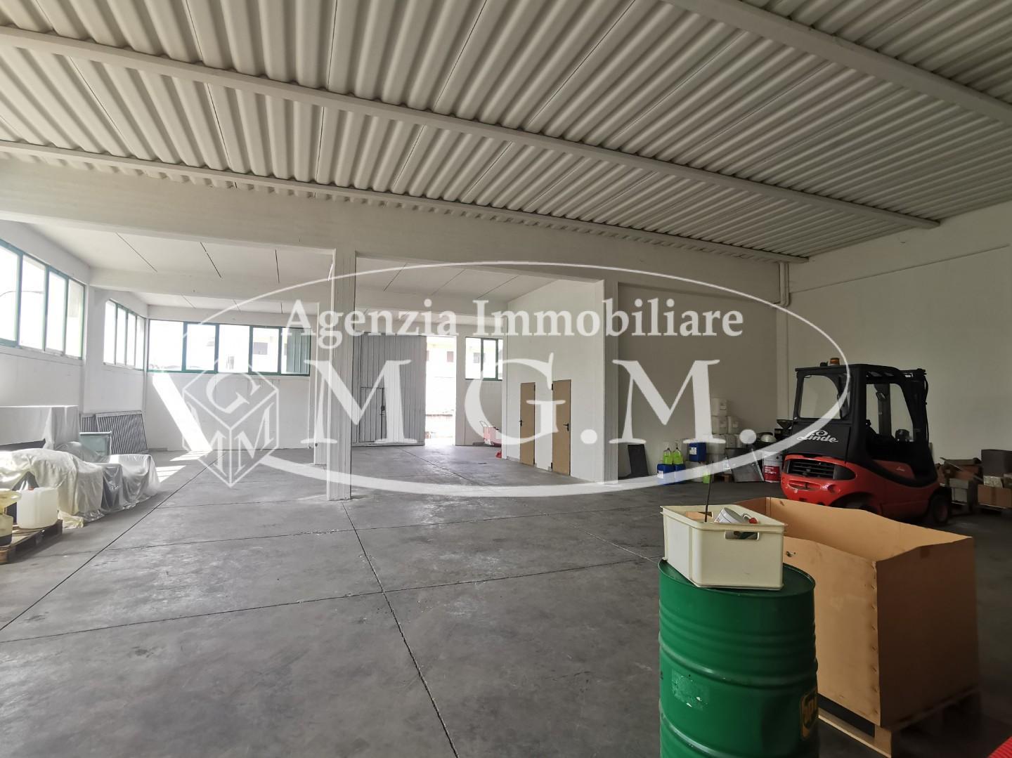 Immagine 7 di Capannone industriale in vendita  a Castelfranco Di Sotto