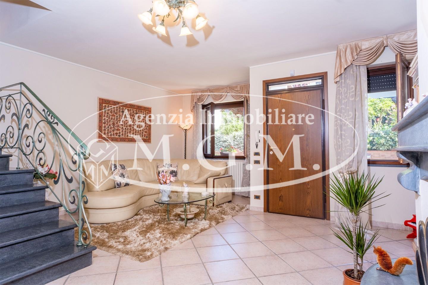 Immagine 13 di Villetta a schiera in vendita  a Santa Maria A Monte