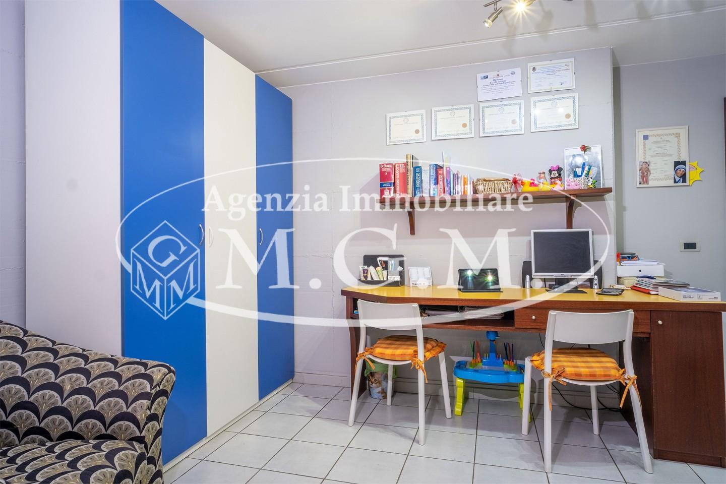 Immagine 45 di Villetta a schiera in vendita  a Santa Maria A Monte