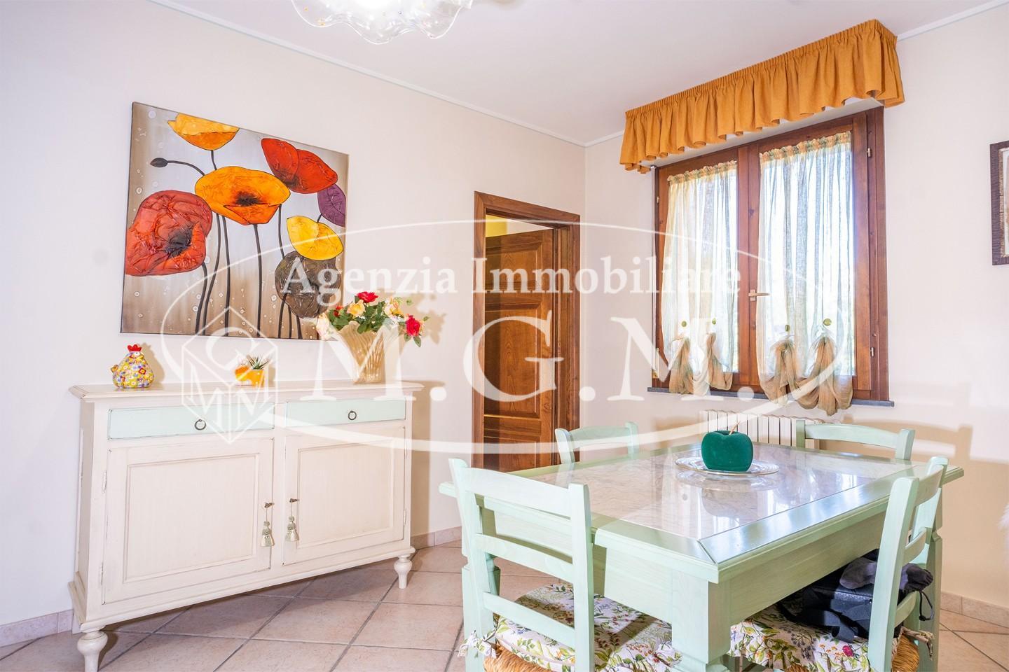 Immagine 19 di Villetta a schiera in vendita  a Santa Maria A Monte