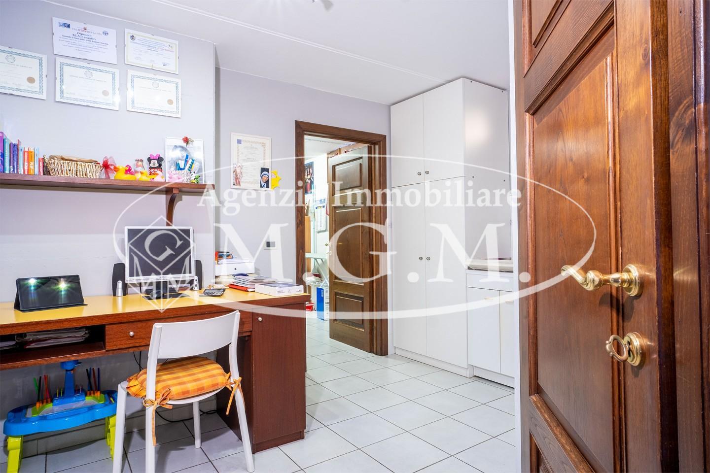 Immagine 44 di Villetta a schiera in vendita  a Santa Maria A Monte