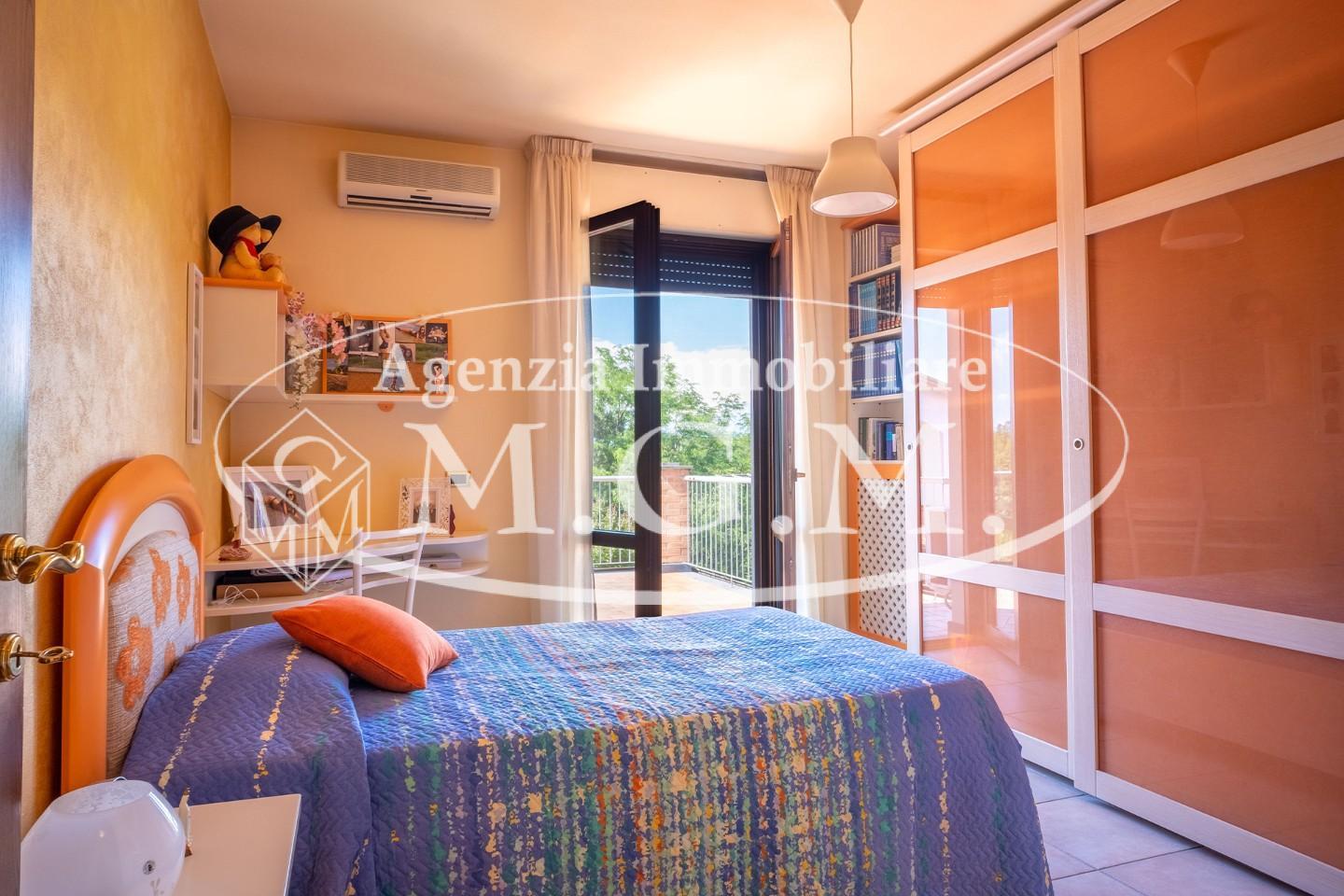 Immagine 28 di Villetta a schiera in vendita  a Santa Maria A Monte