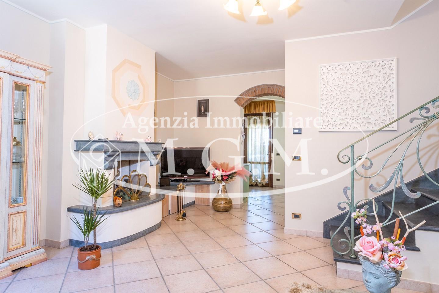 Immagine 15 di Villetta a schiera in vendita  a Santa Maria A Monte