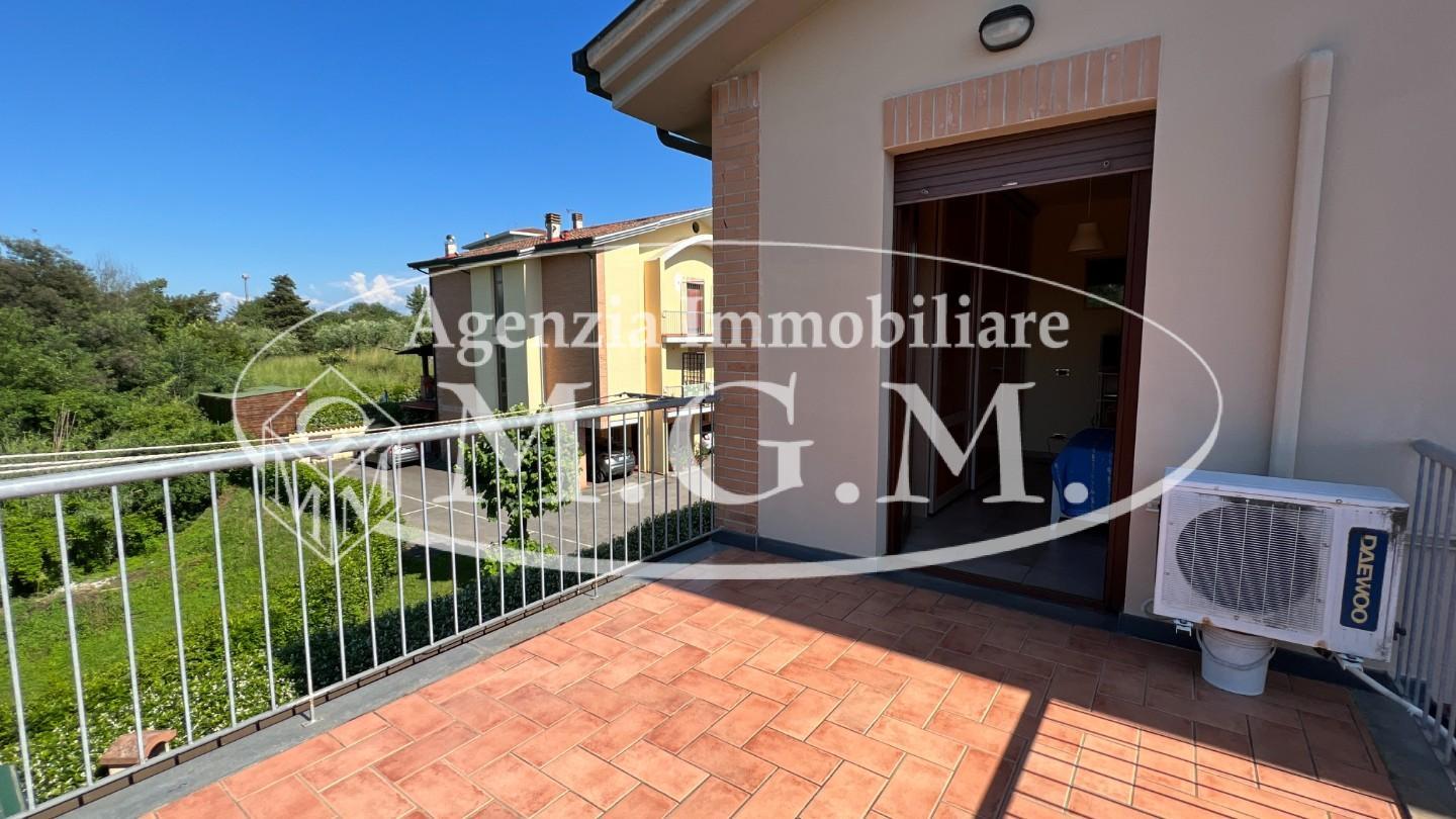 Immagine 31 di Villetta a schiera in vendita  a Santa Maria A Monte