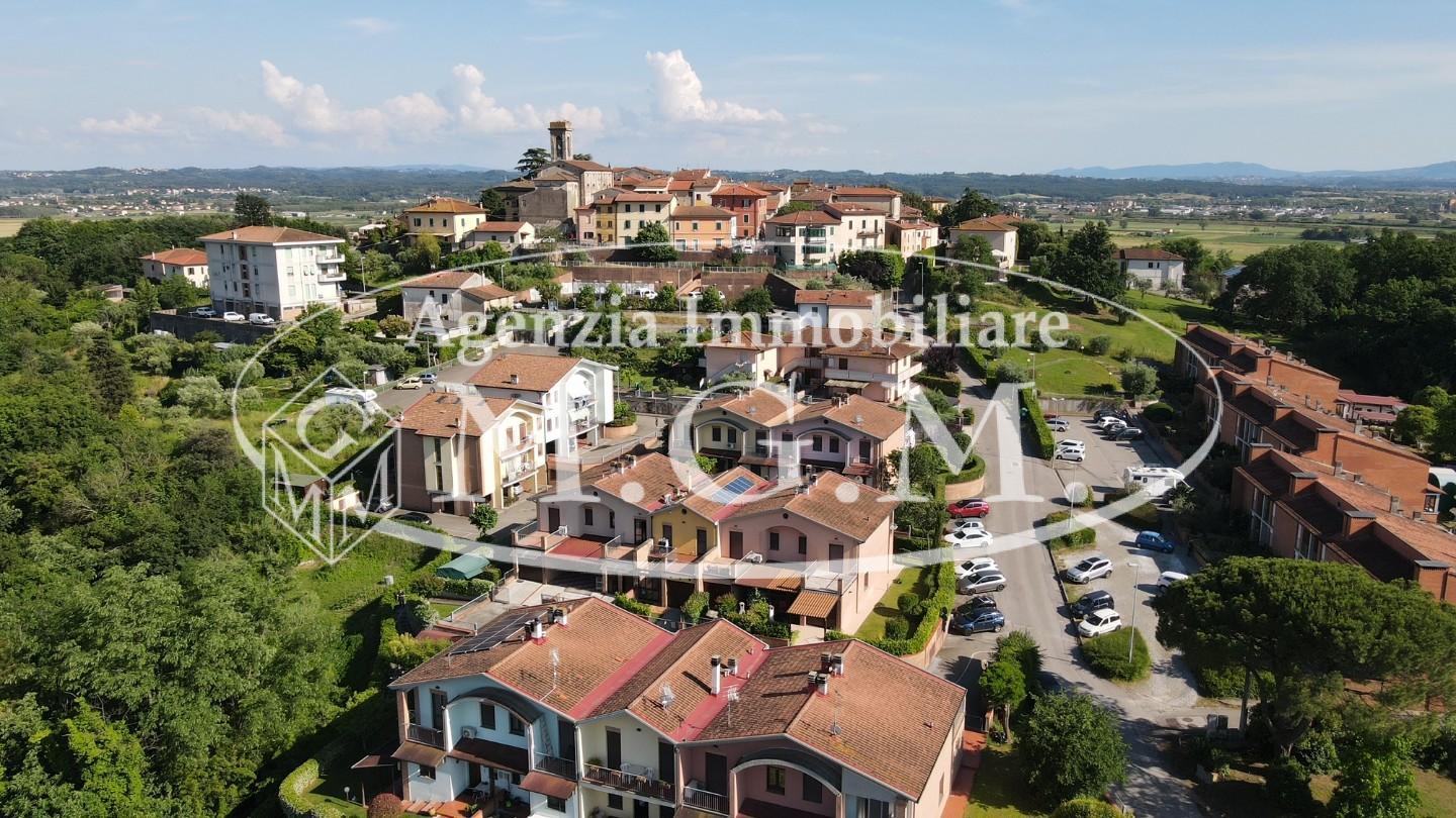 Immagine 6 di Villetta a schiera in vendita  a Santa Maria A Monte