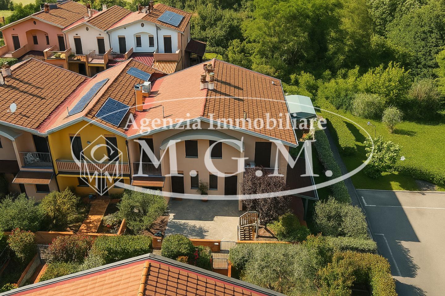 Immagine 2 di Villetta a schiera in vendita  a Santa Maria A Monte