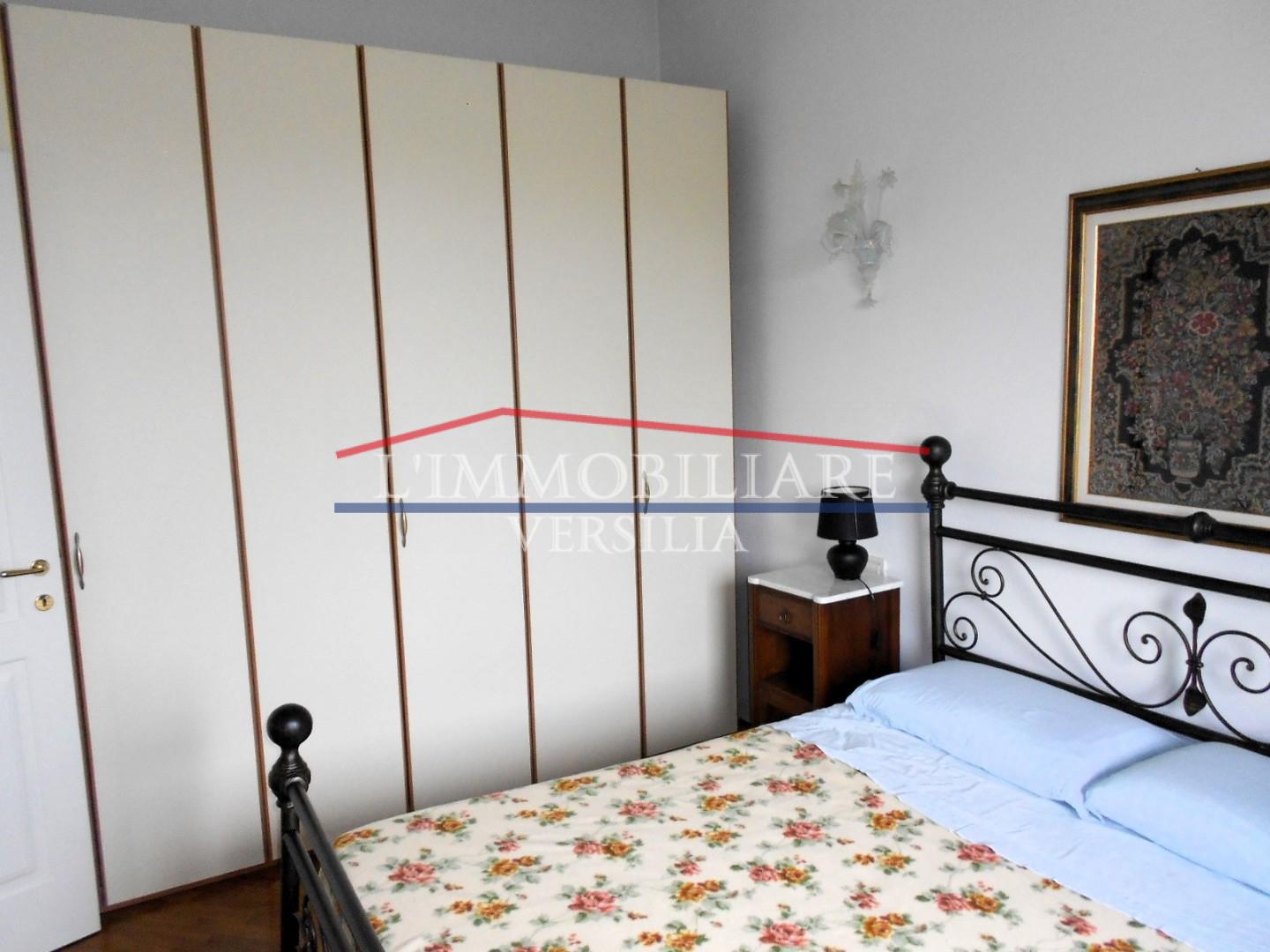 Immagine 33 di Villa in vendita  a Seravezza