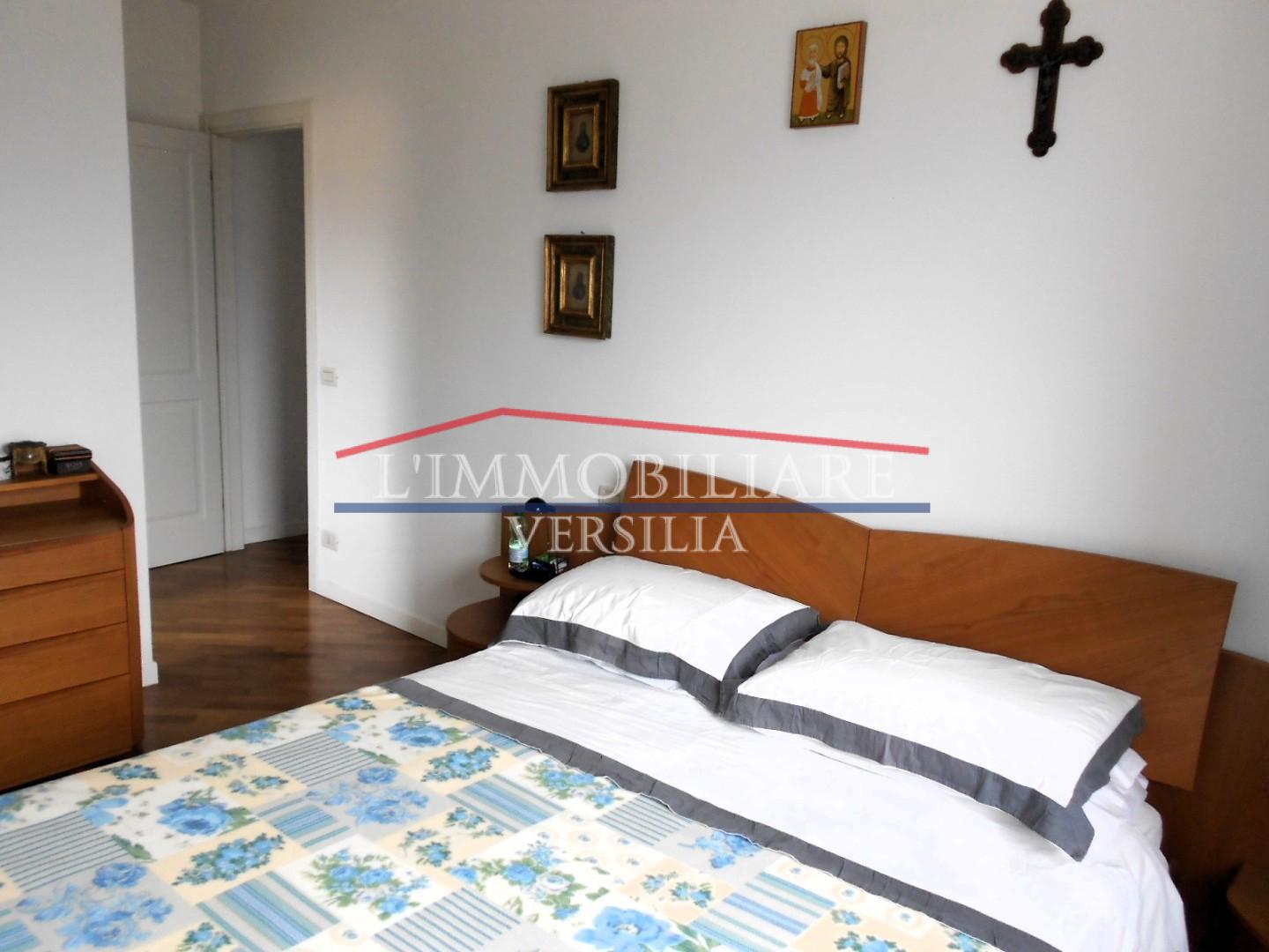 Immagine 29 di Villa in vendita  a Seravezza