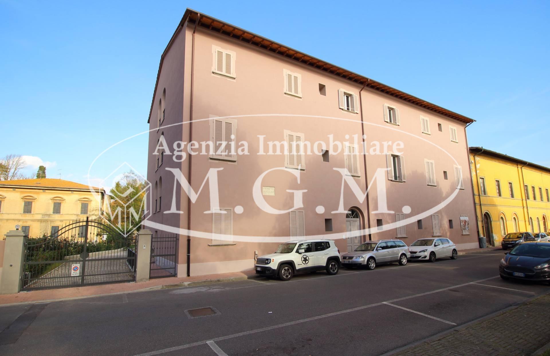 Immagine 2 di Ufficio in vendita  a Bientina