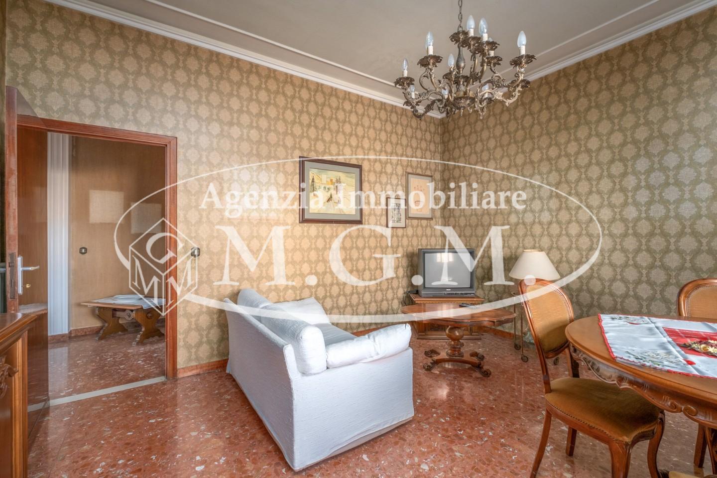 Immagine 27 di Casa indipendente in vendita  a Calcinaia