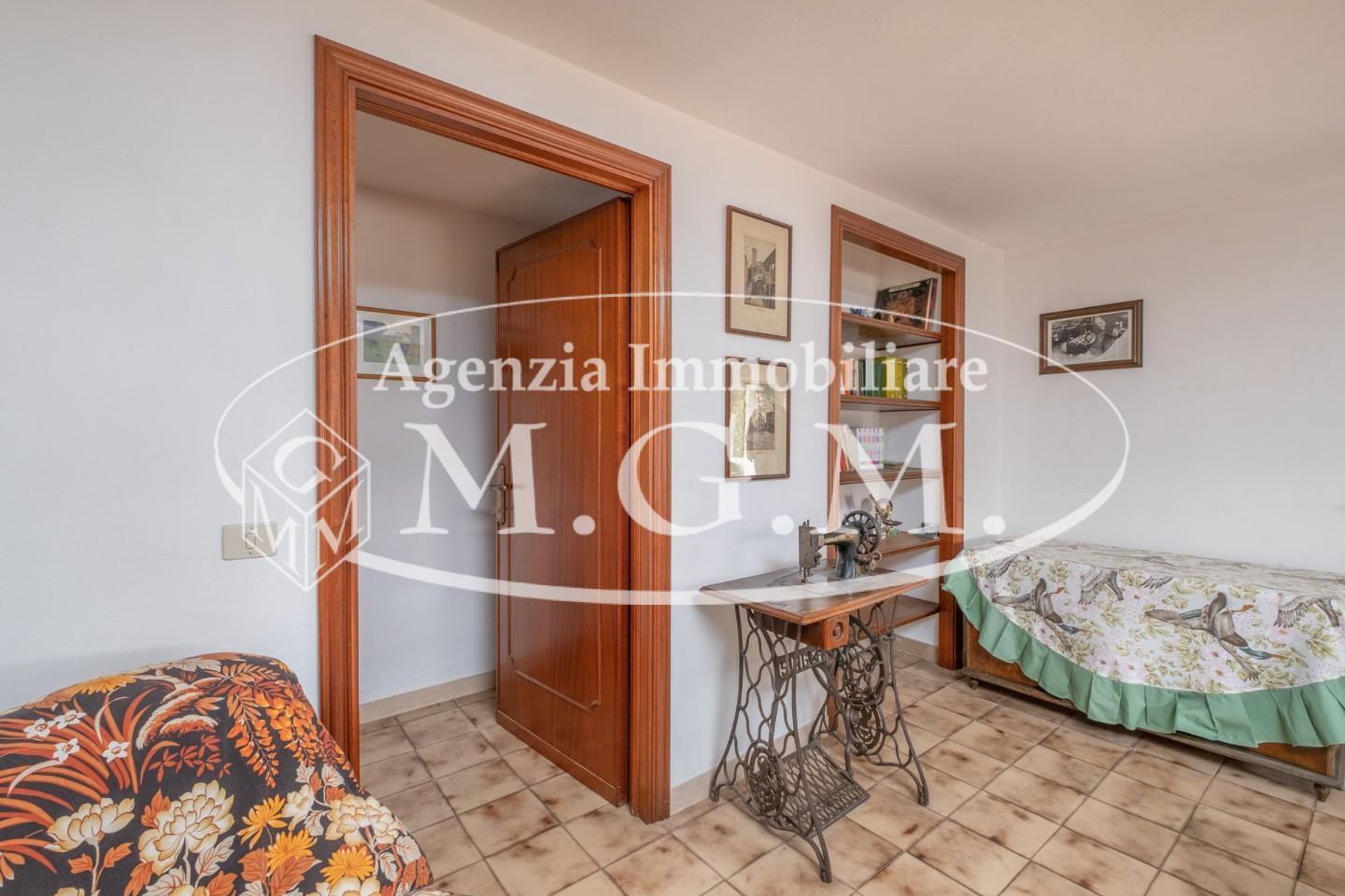 Immagine 40 di Casa indipendente in vendita  a Calcinaia