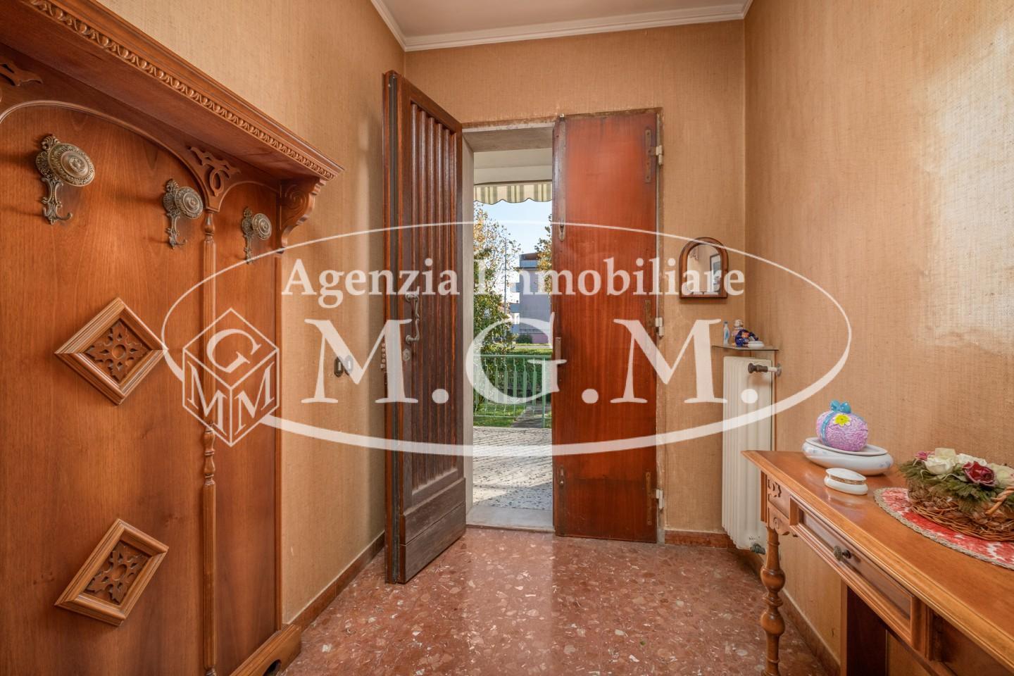 Immagine 15 di Casa indipendente in vendita  a Calcinaia