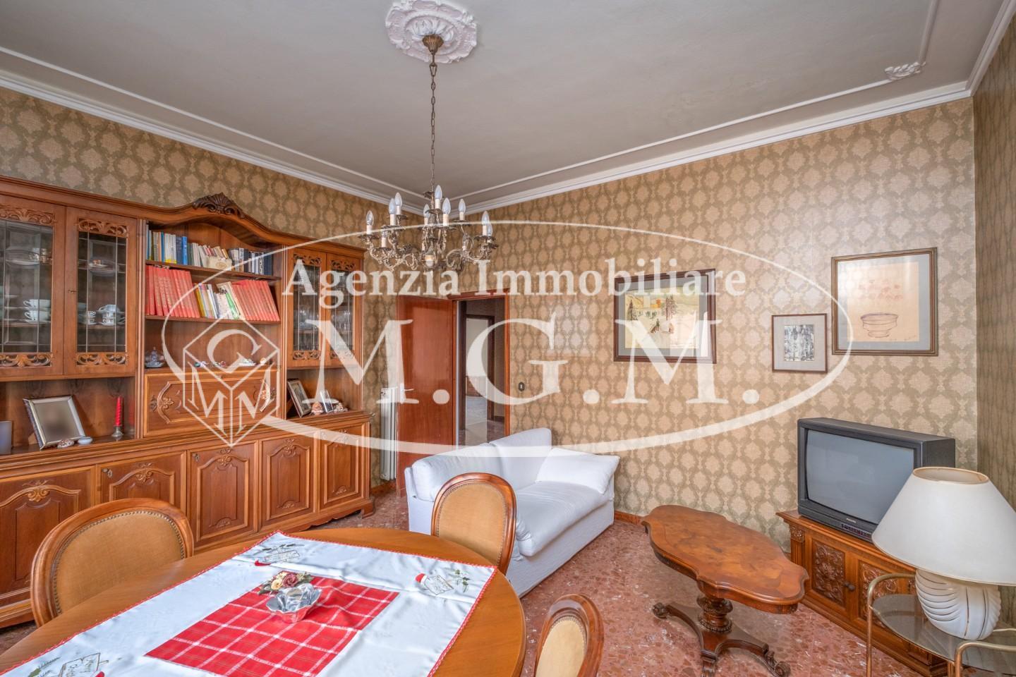 Immagine 28 di Casa indipendente in vendita  a Calcinaia