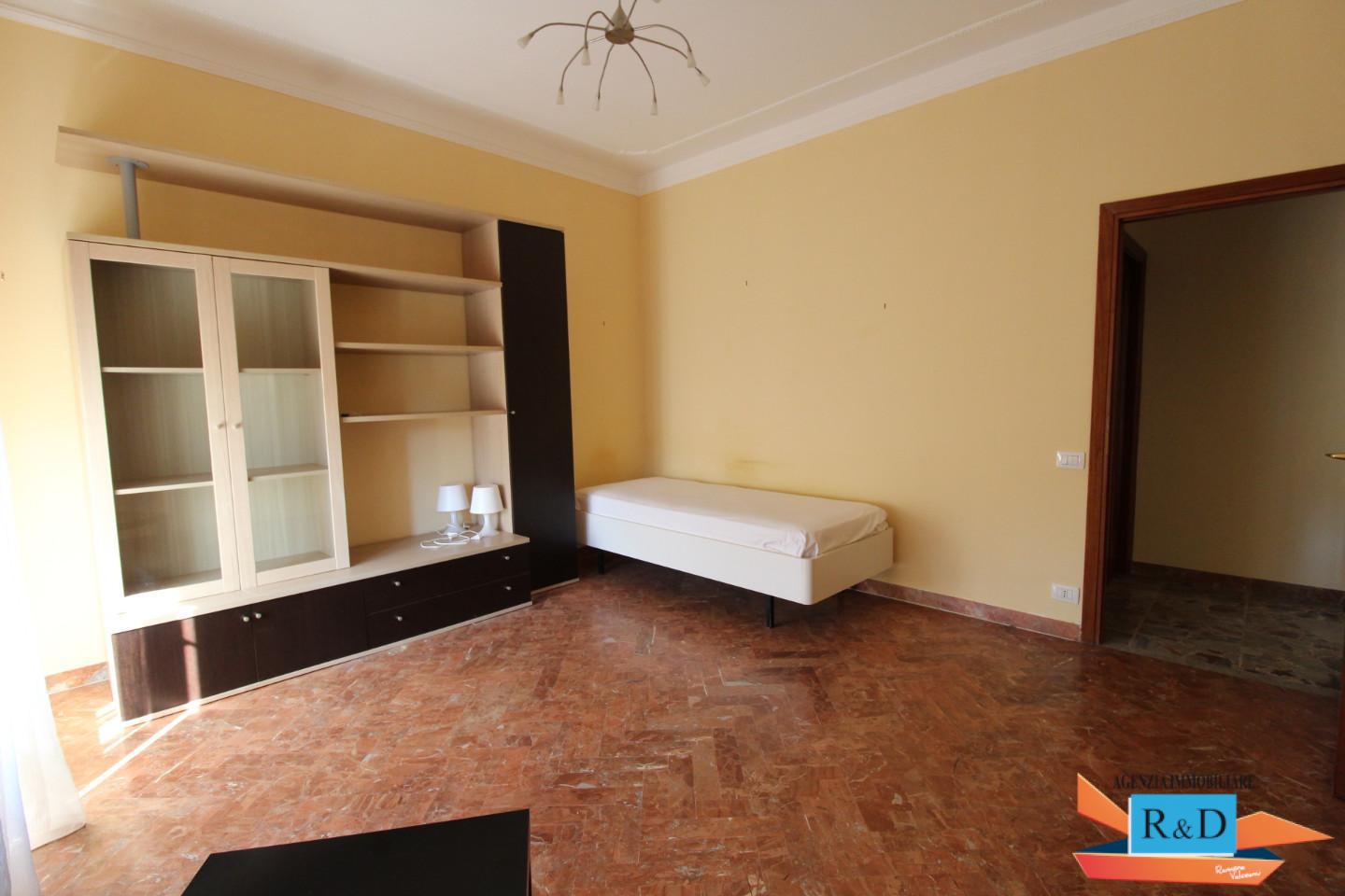 Immagine 5 di Appartamento in vendita  a Colle Di Val D'elsa