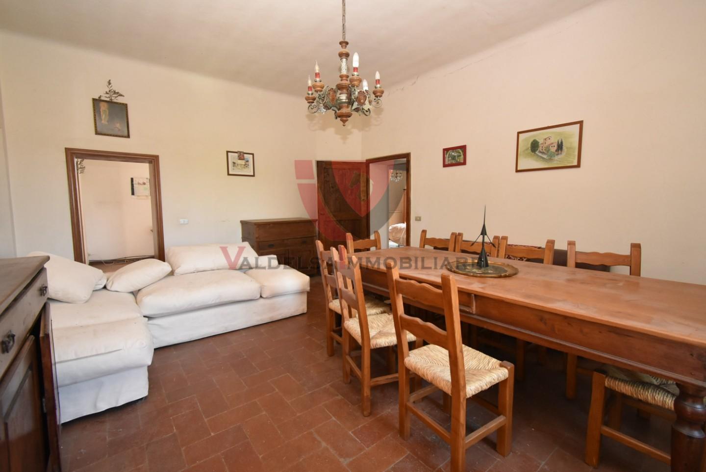 Immagine 24 di Villa in vendita  a Castellina In Chianti