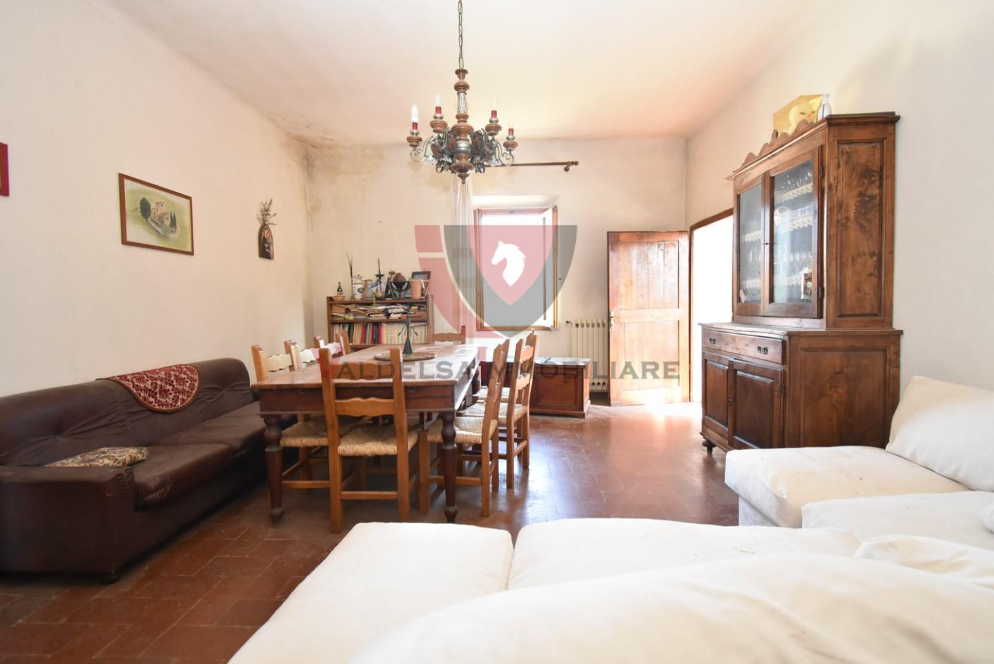 Immagine 22 di Villa in vendita  a Castellina In Chianti