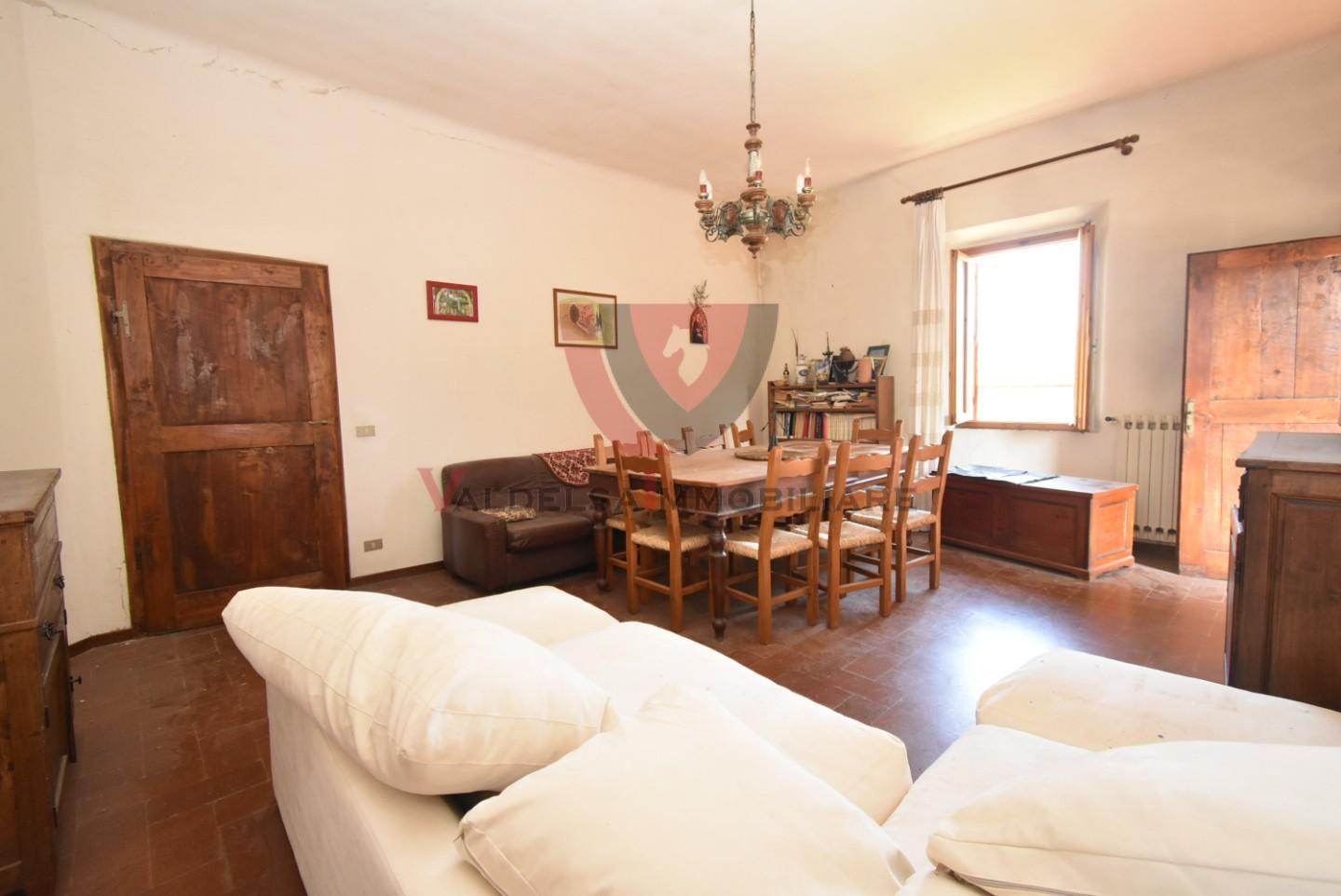 Immagine 23 di Villa in vendita  a Castellina In Chianti