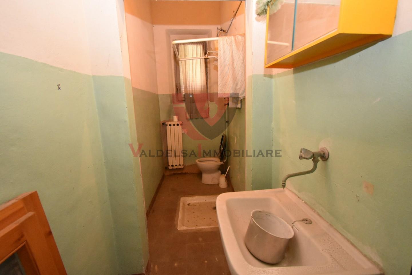 Immagine 20 di Villa in vendita  a Castellina In Chianti