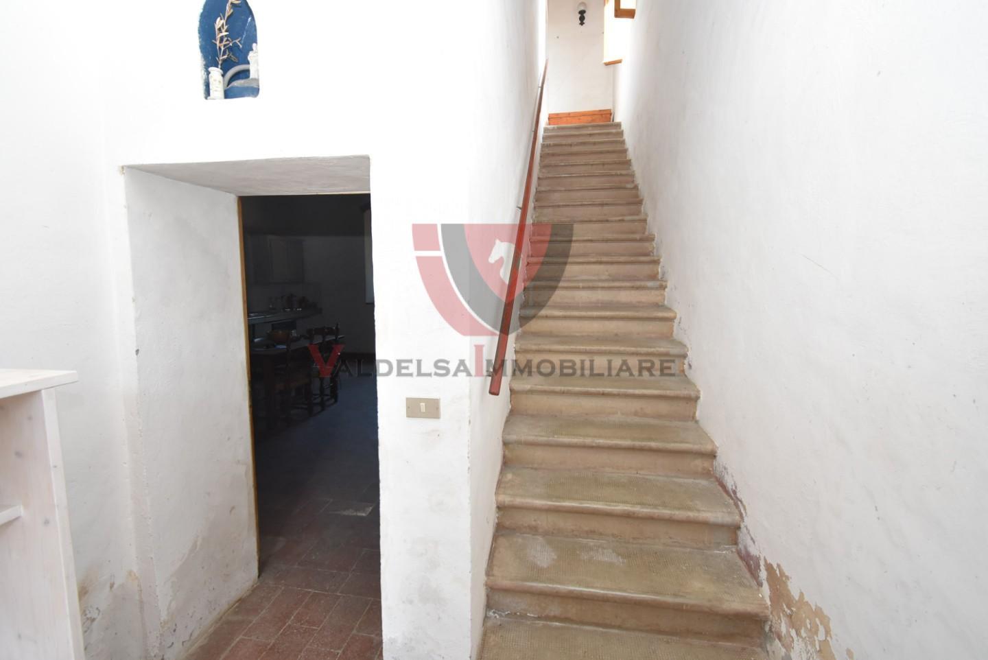 Immagine 30 di Villa in vendita  a Castellina In Chianti