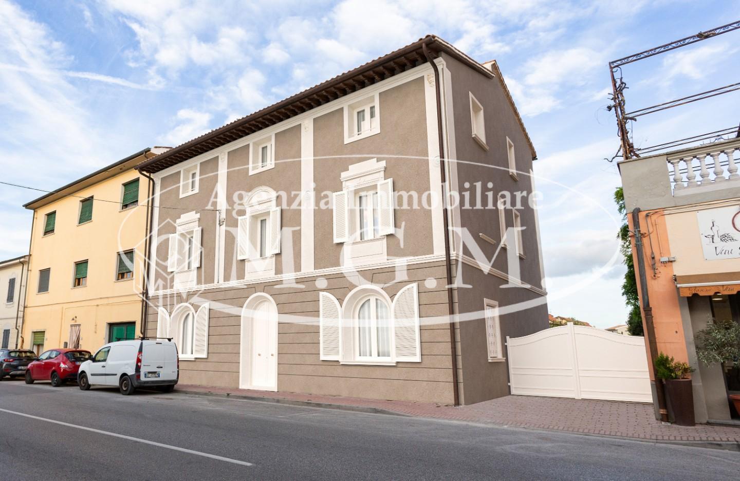 Immagine 1 di Appartamento in vendita  a Bientina