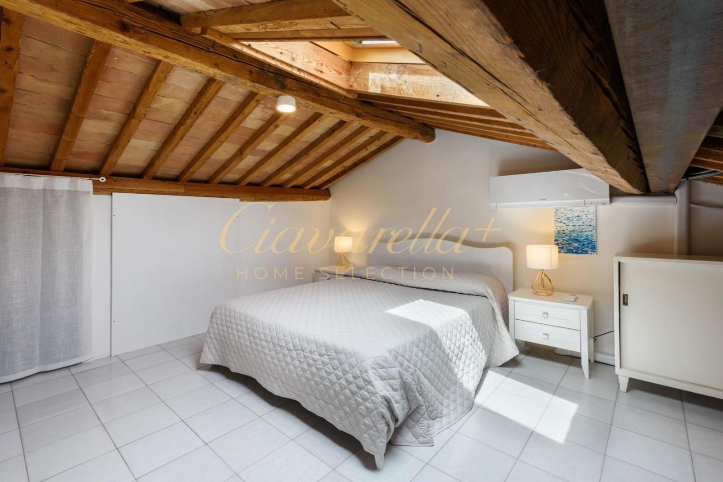 Immagine 26 di Appartamento in affitto  a Forte Dei Marmi