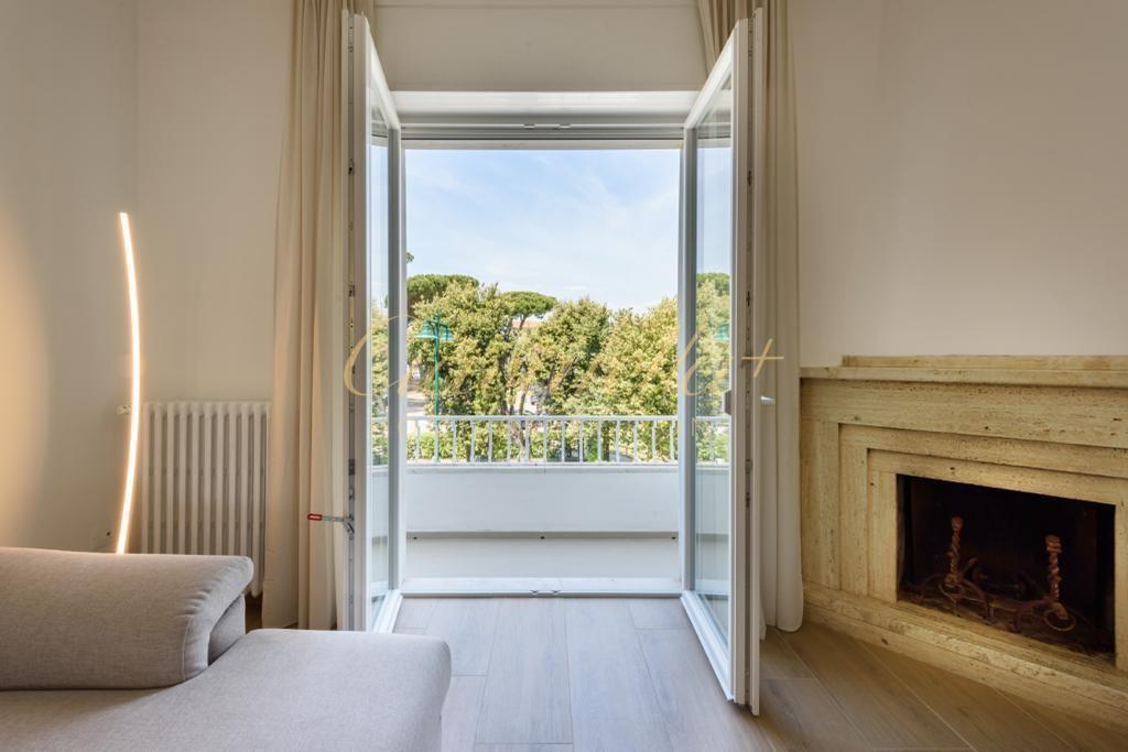 Immagine 11 di Appartamento in affitto  a Forte Dei Marmi