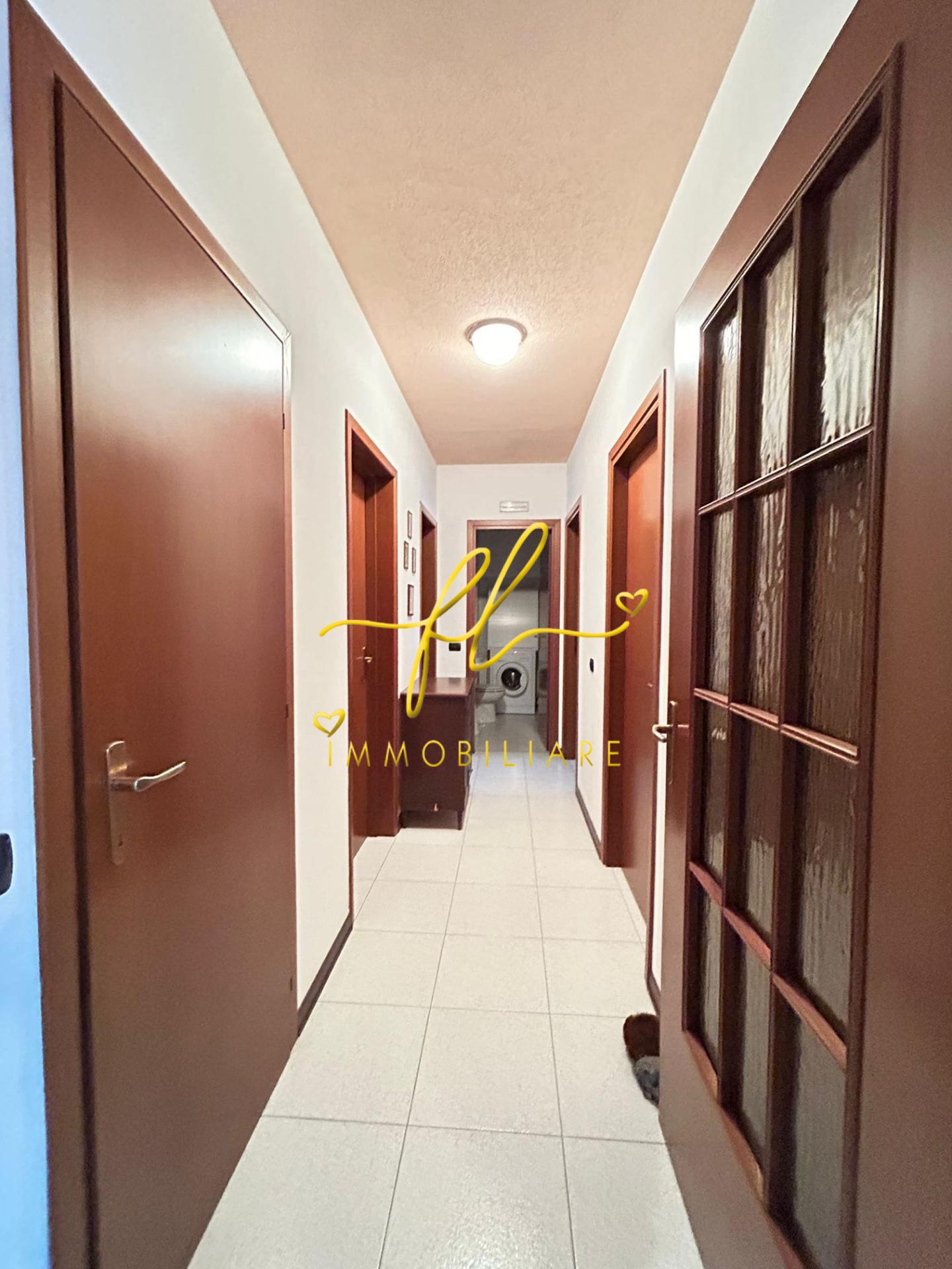 Immagine 5 di Appartamento in vendita  a Portoferraio