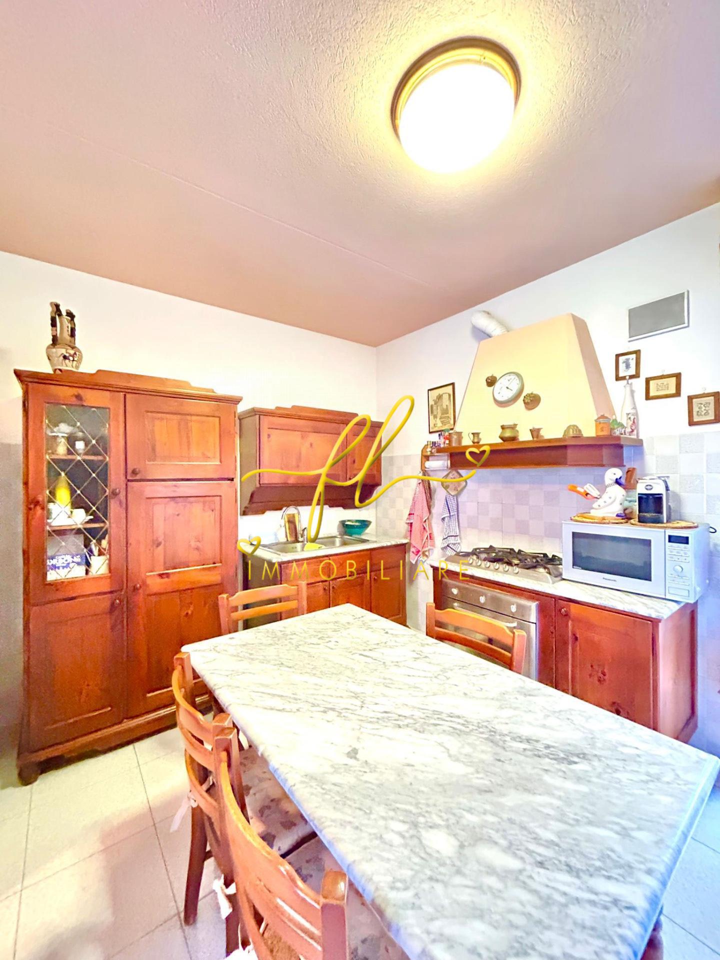 Immagine 17 di Appartamento in vendita  a Portoferraio