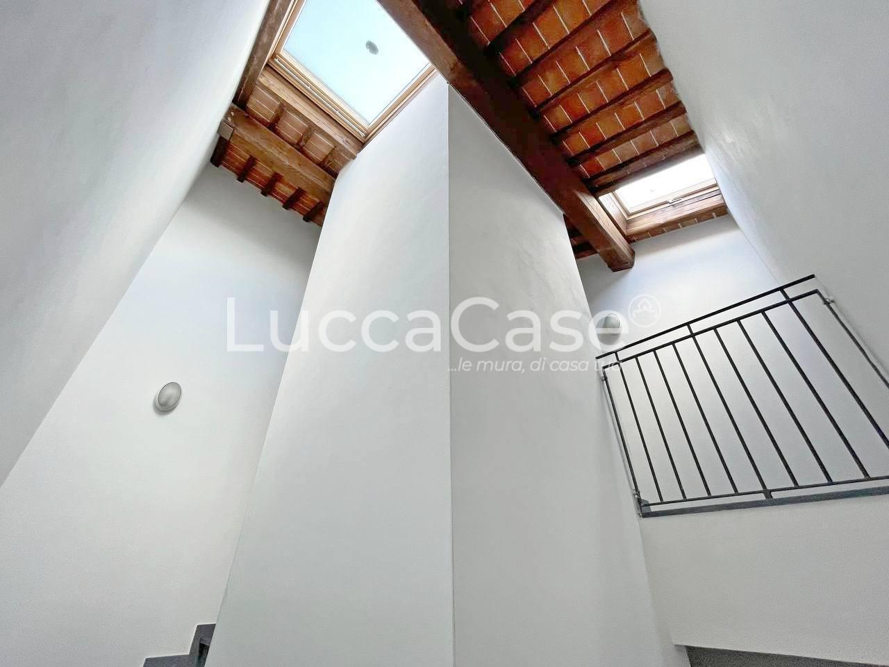 Immagine 4 di Appartamento in vendita  a Capannori