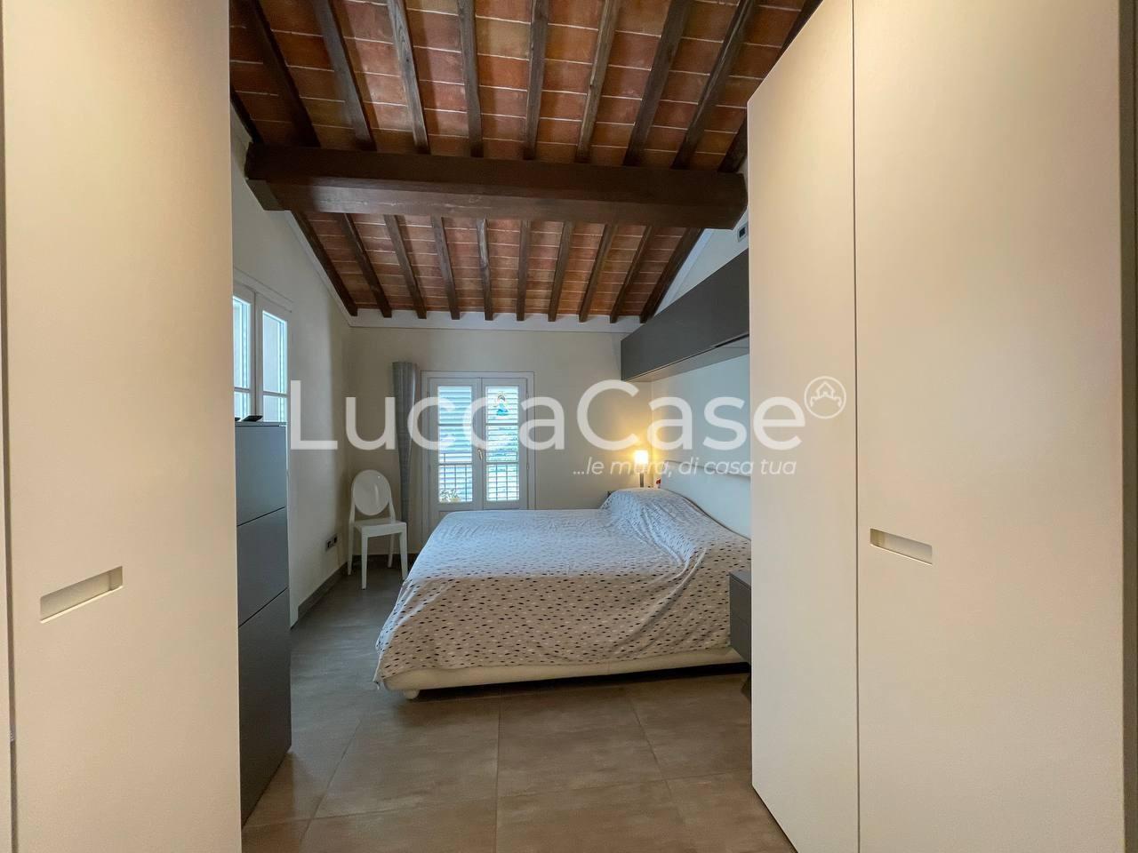 Immagine 11 di Appartamento in vendita  a Capannori