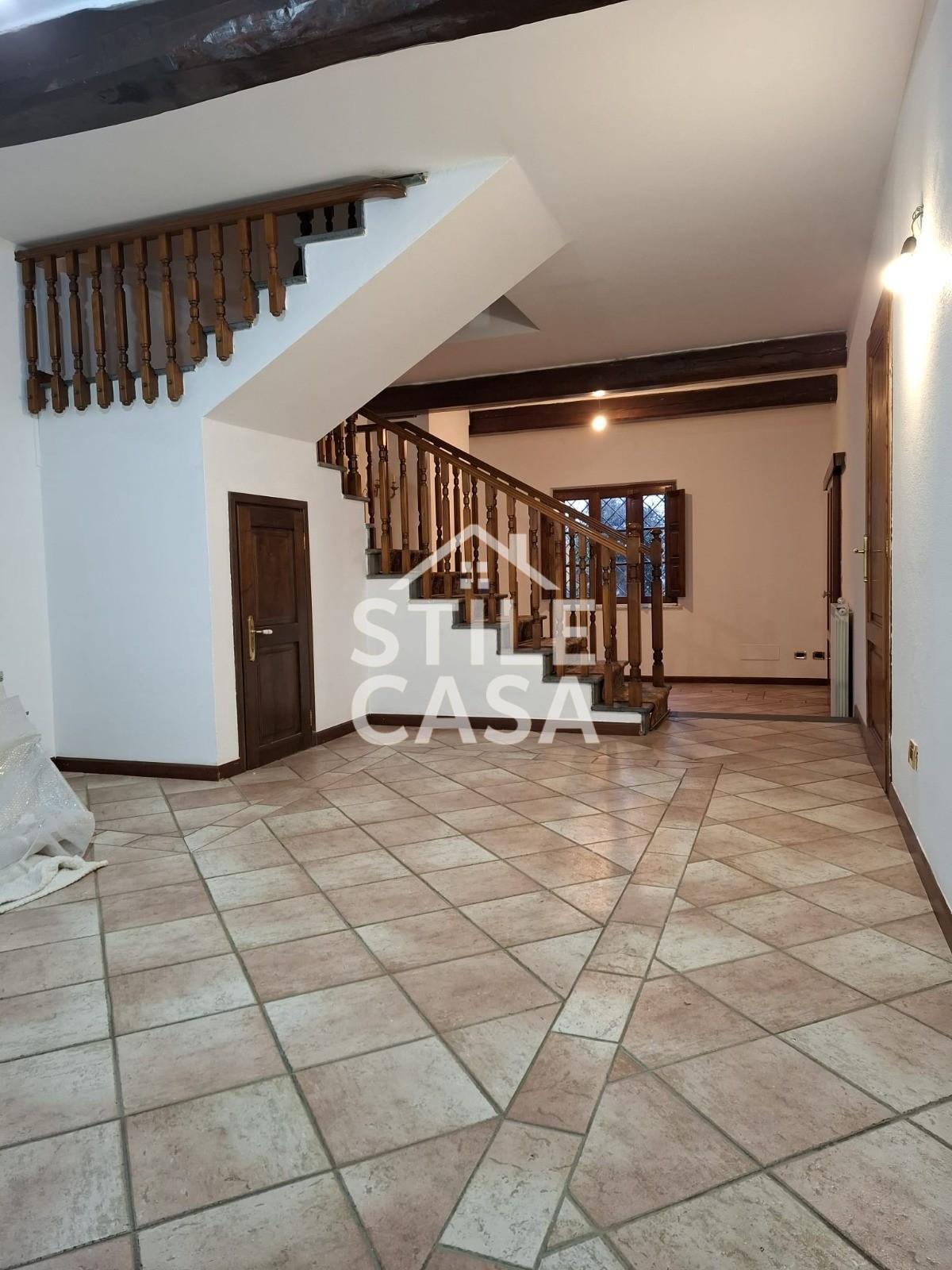 Immagine 7 di Villetta a schiera in vendita  a Altopascio