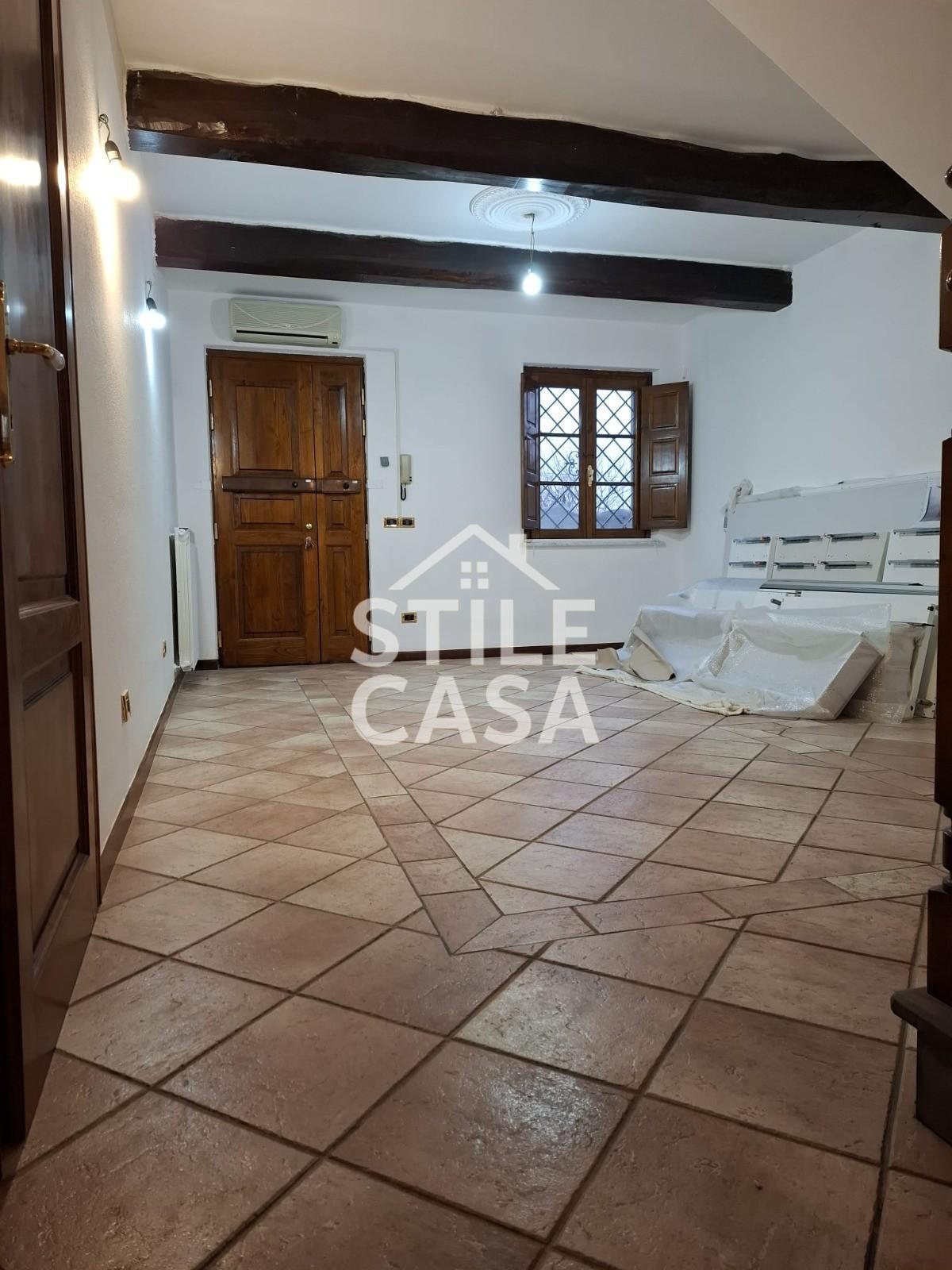 Immagine 6 di Villetta a schiera in vendita  a Altopascio