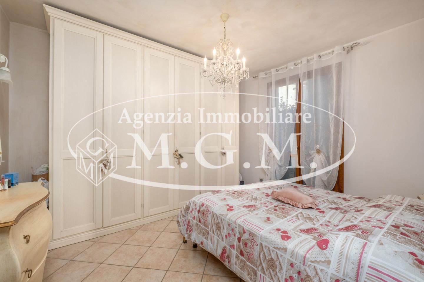 Immagine 30 di Appartamento in vendita  a Bientina