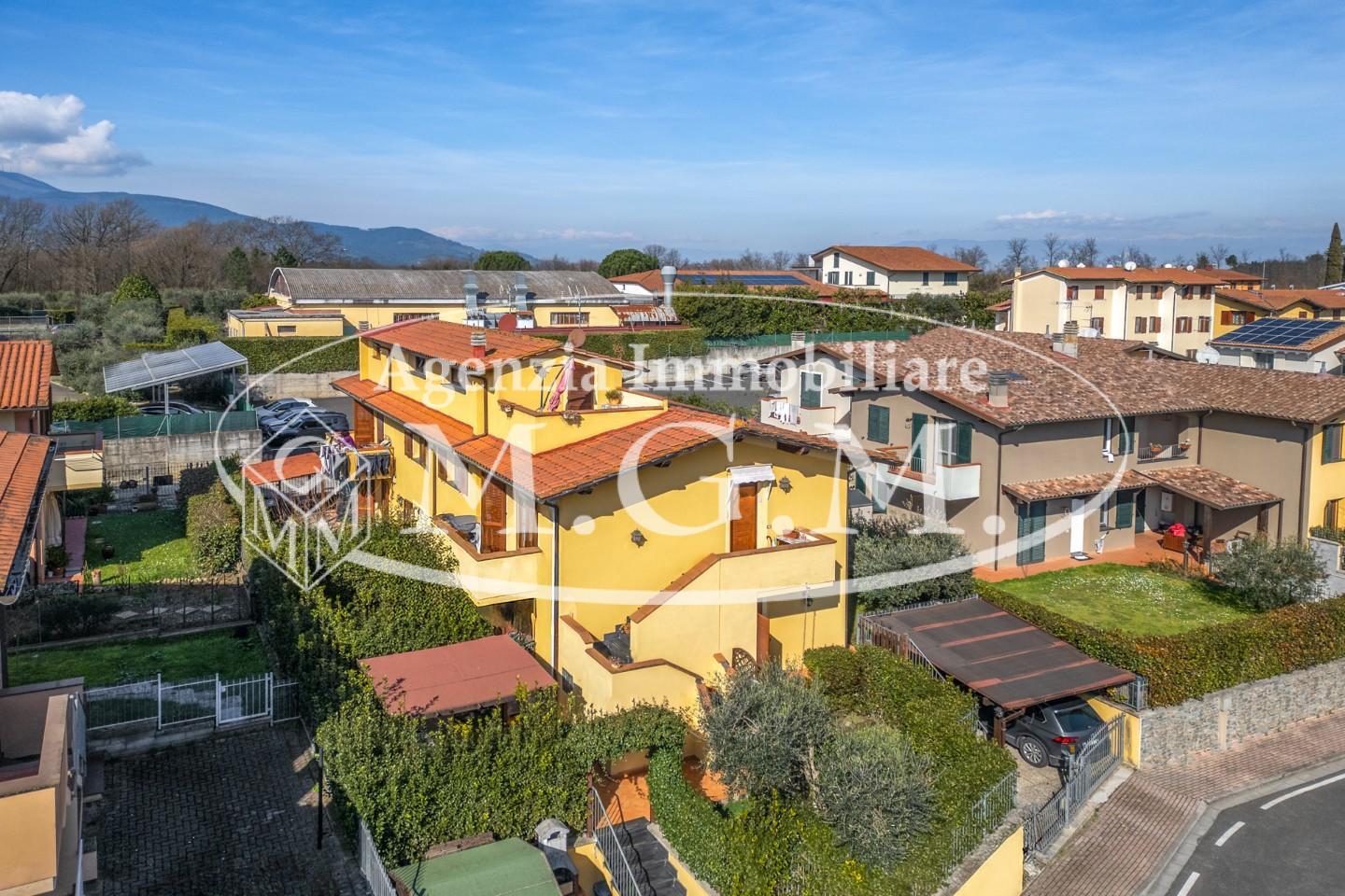 Immagine 5 di Appartamento in vendita  a Bientina