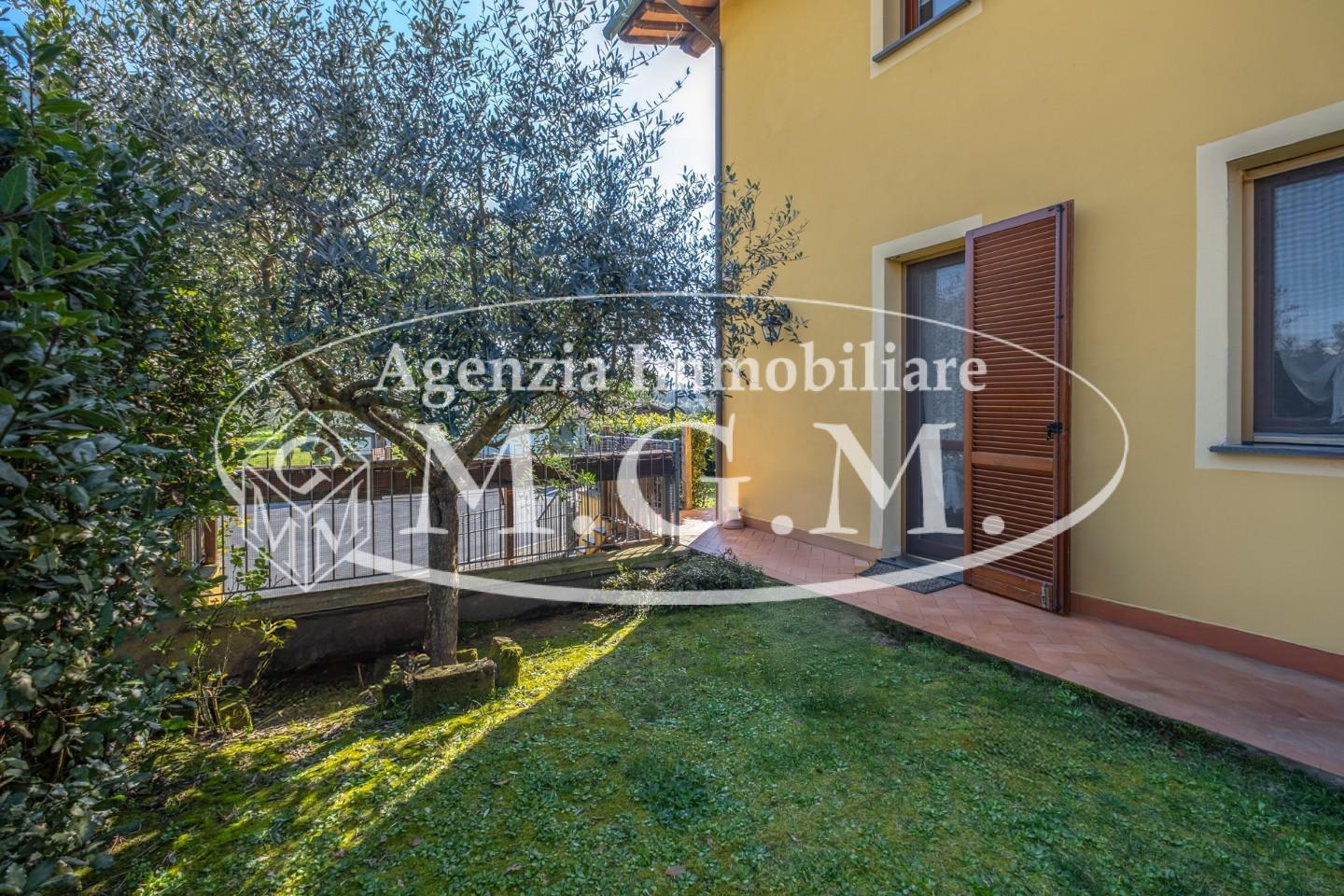 Immagine 14 di Appartamento in vendita  a Bientina