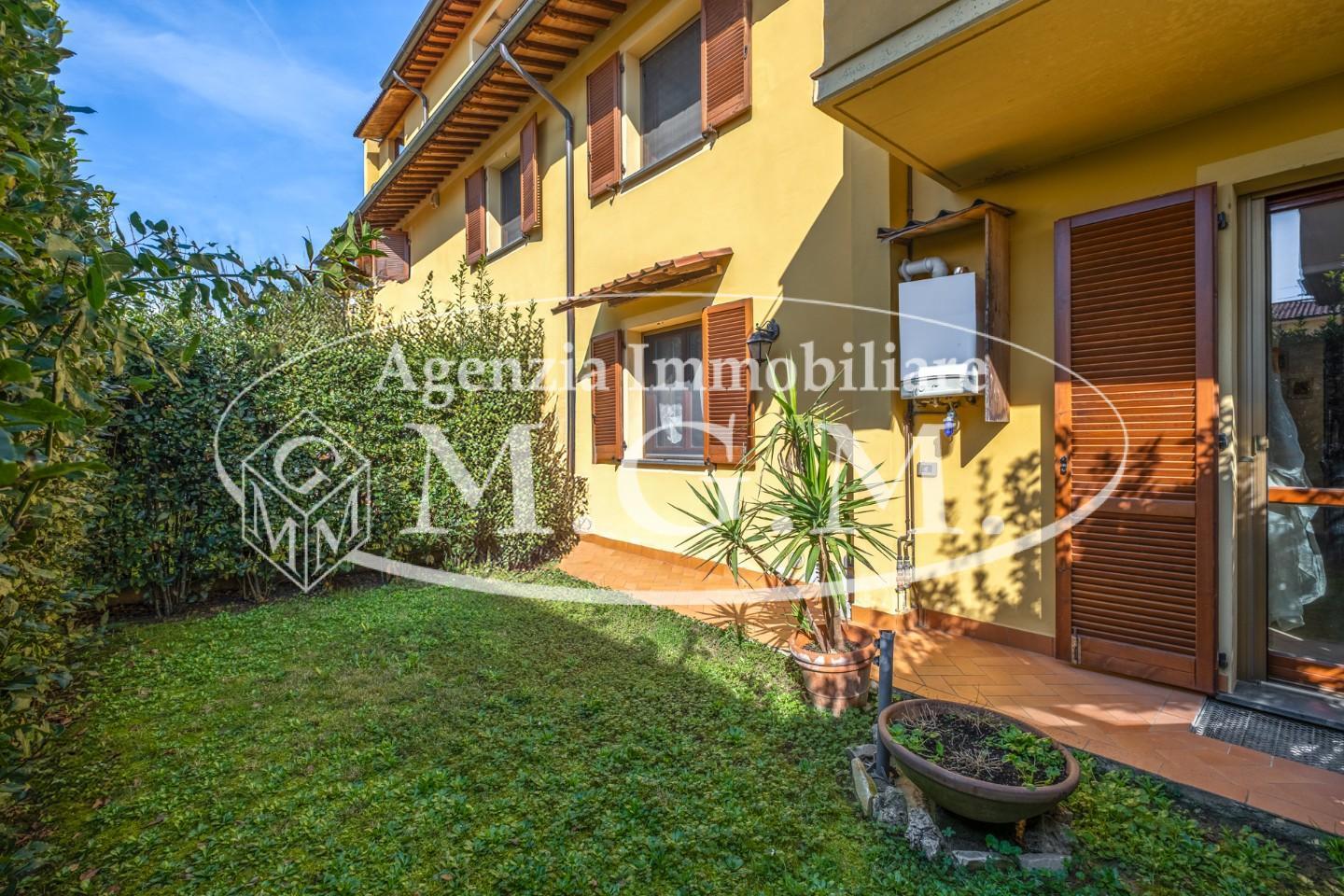 Immagine 24 di Appartamento in vendita  a Bientina