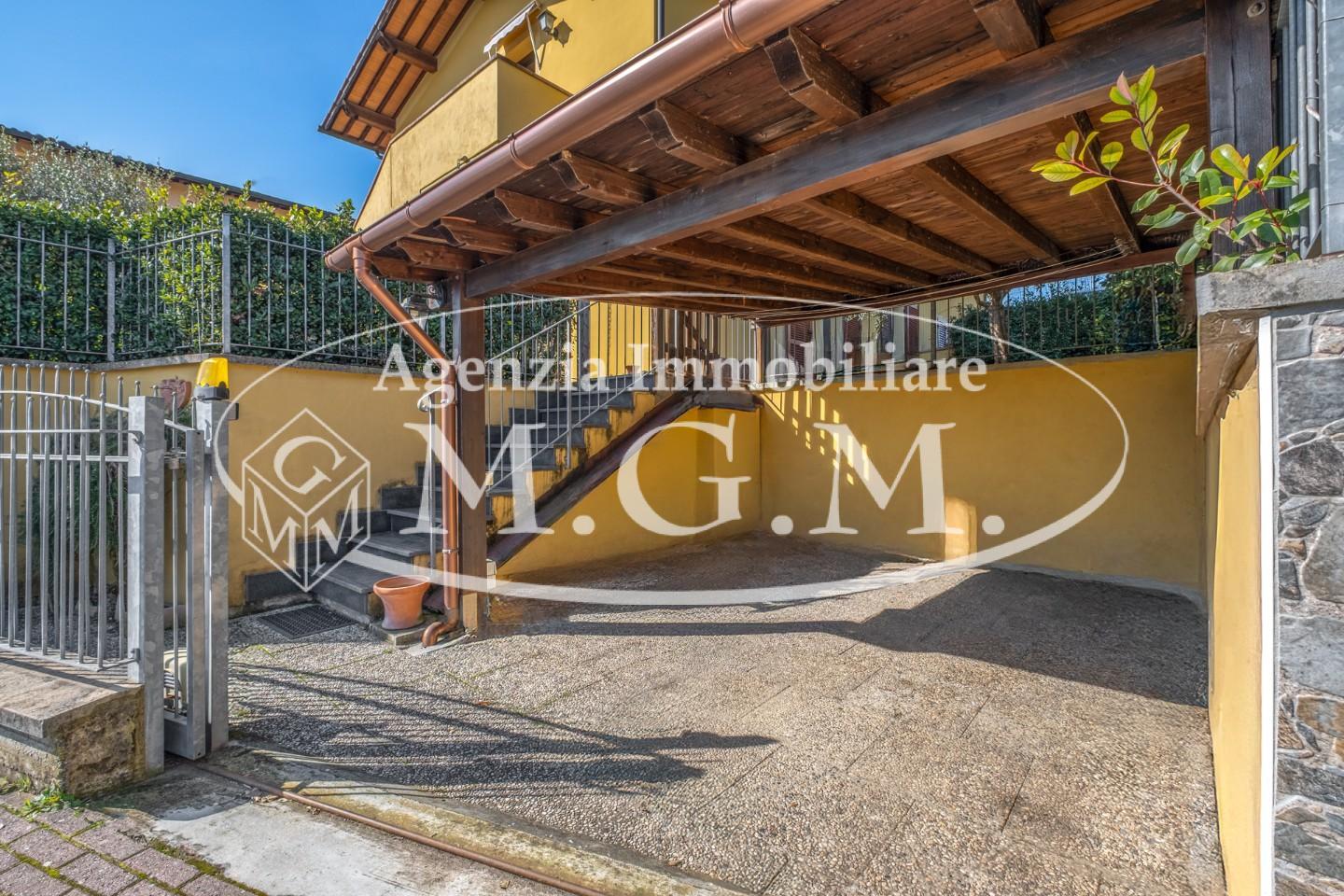 Immagine 10 di Appartamento in vendita  a Bientina