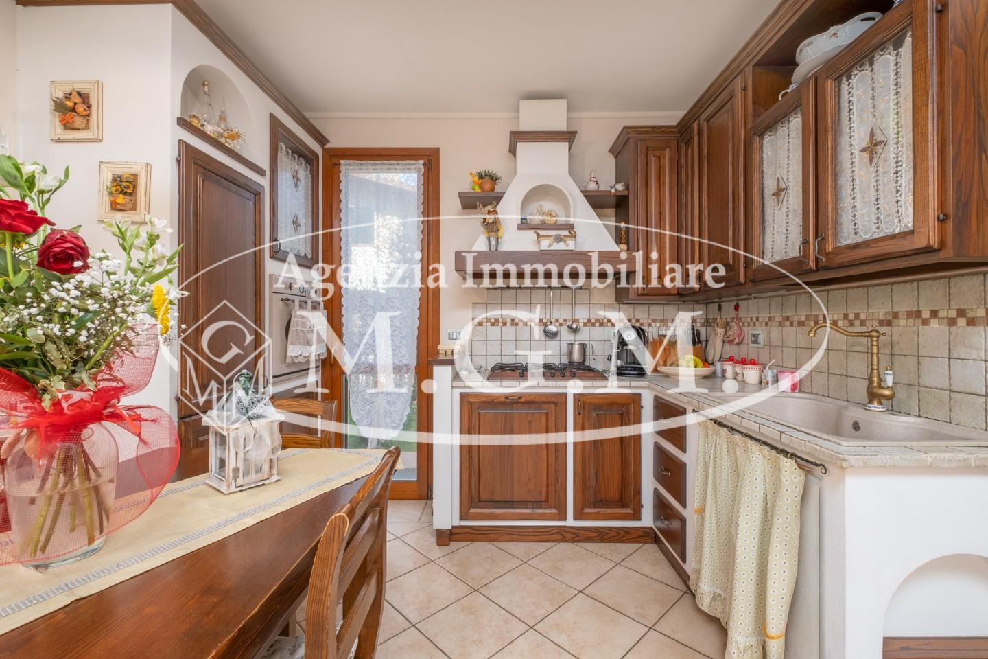 Immagine 26 di Appartamento in vendita  a Bientina