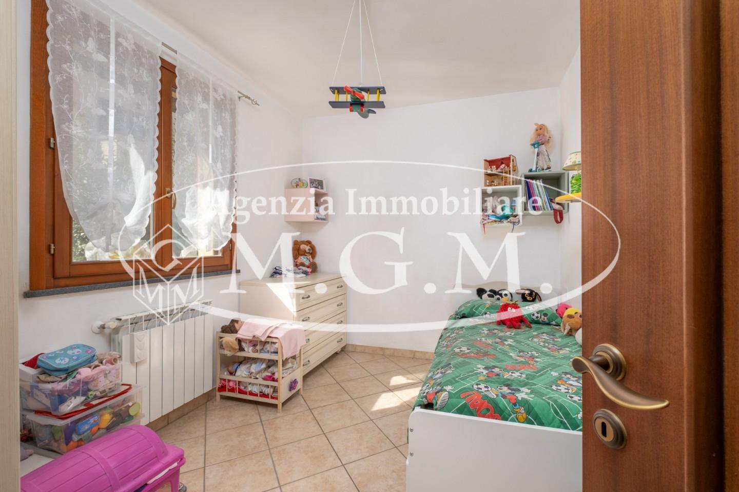 Immagine 34 di Appartamento in vendita  a Bientina