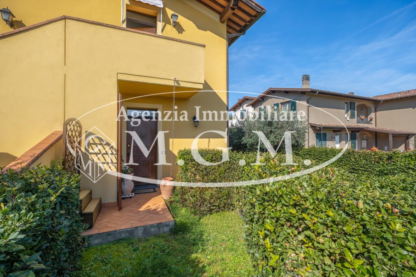 Immagine 18 di Appartamento in vendita  a Bientina