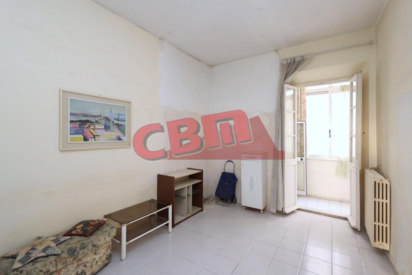 Immagine 3 di Appartamento in vendita  a Livorno