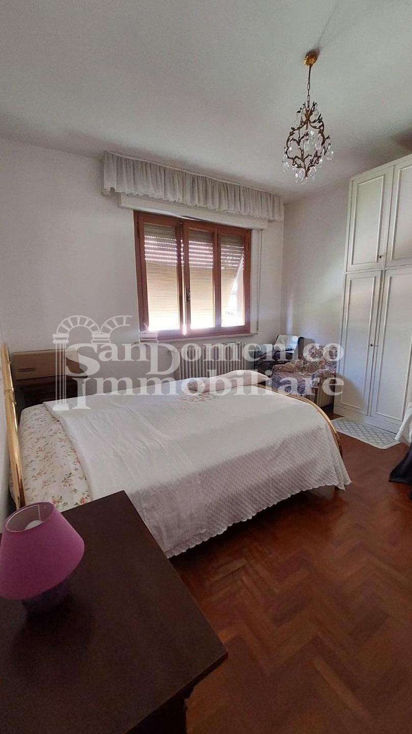 Immagine 3 di Villa in vendita  a Cascina