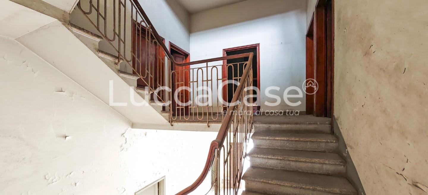 Immagine 10 di Villetta a schiera in vendita  a Castelfranco Di Sotto