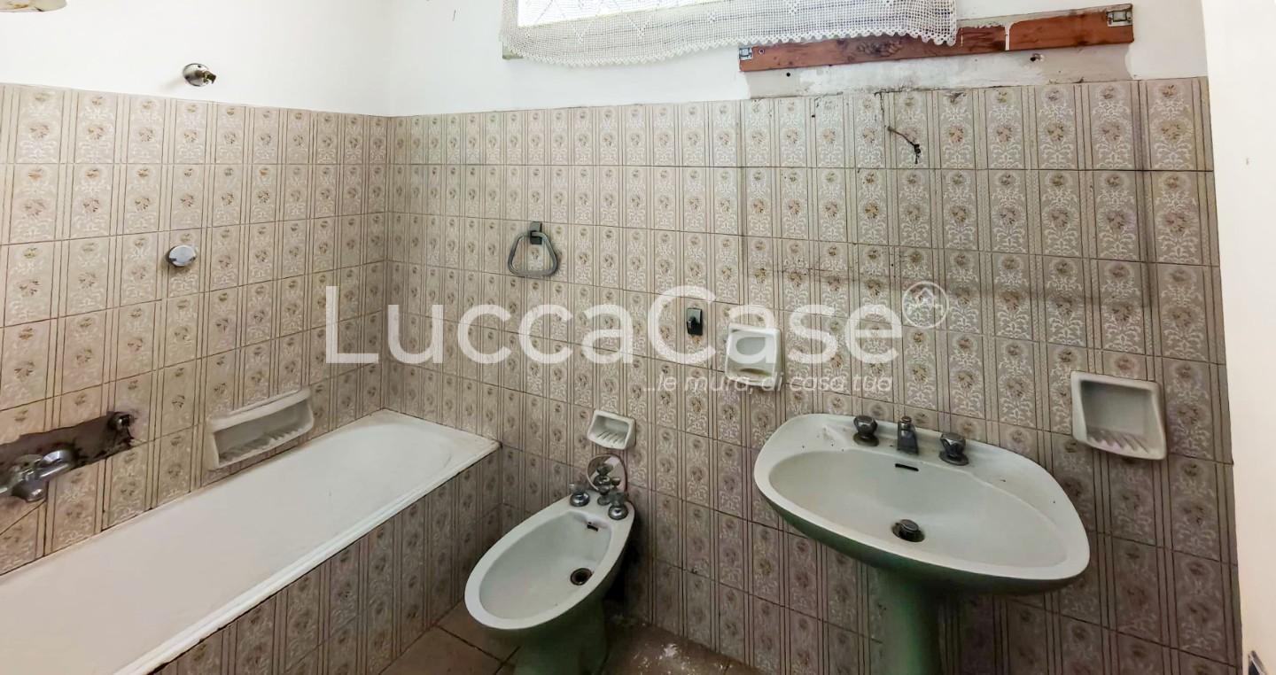 Immagine 17 di Villetta a schiera in vendita  a Castelfranco Di Sotto