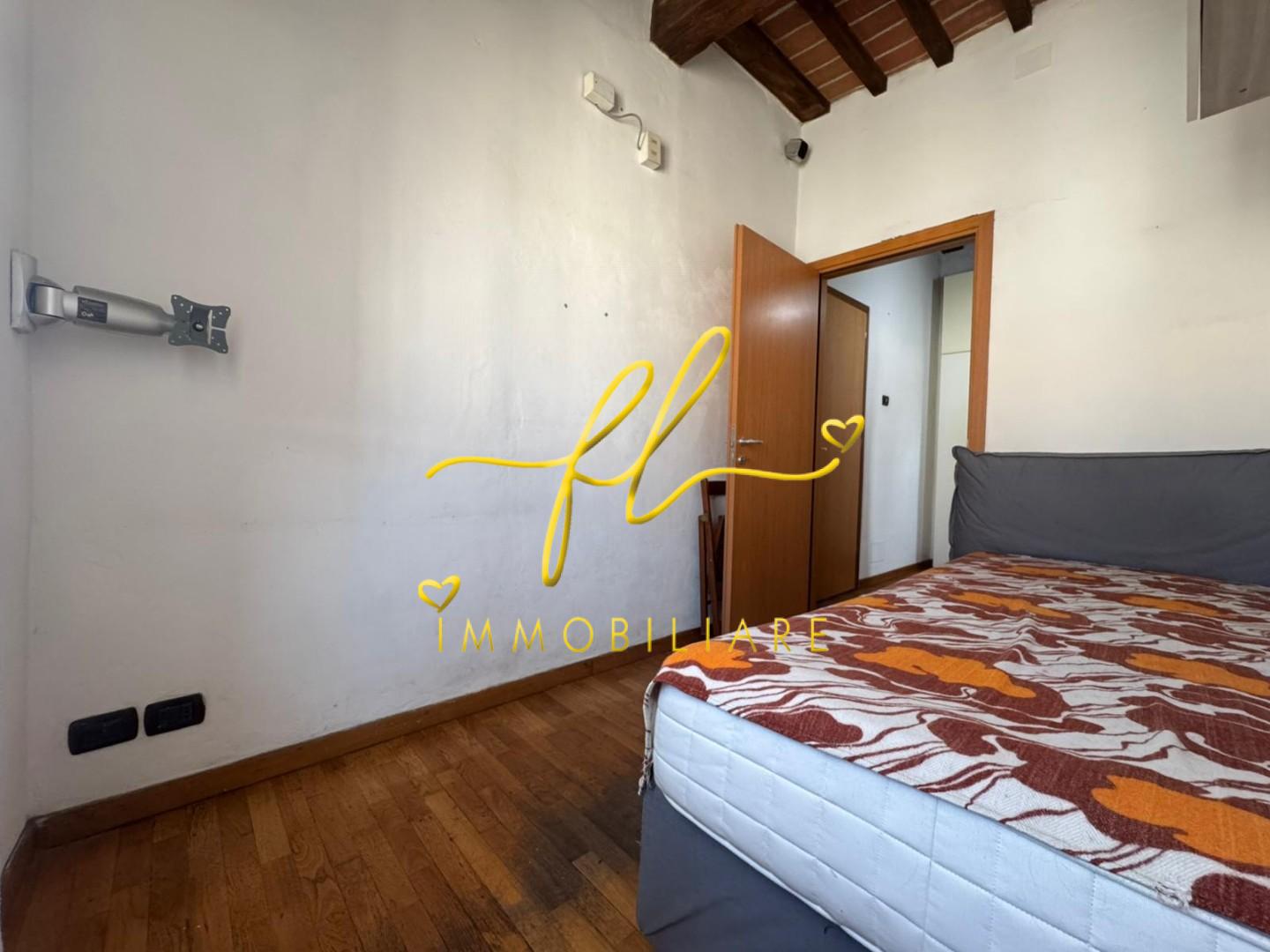 Immagine 12 di Appartamento in vendita  a Livorno