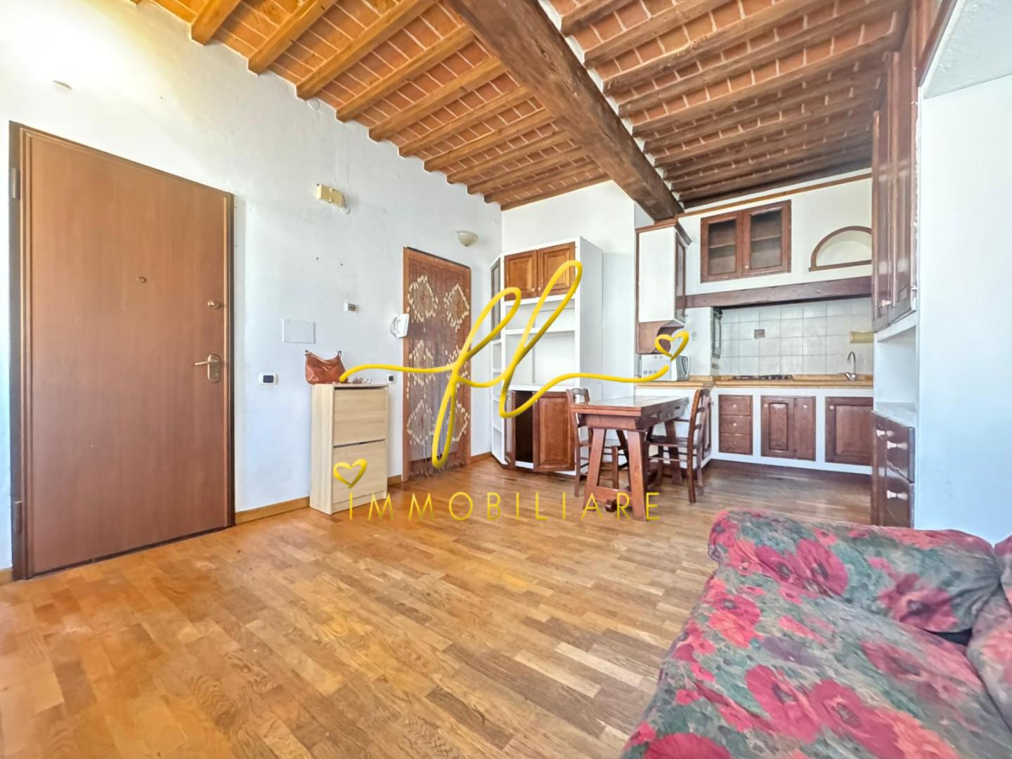 Immagine 6 di Appartamento in vendita  a Livorno