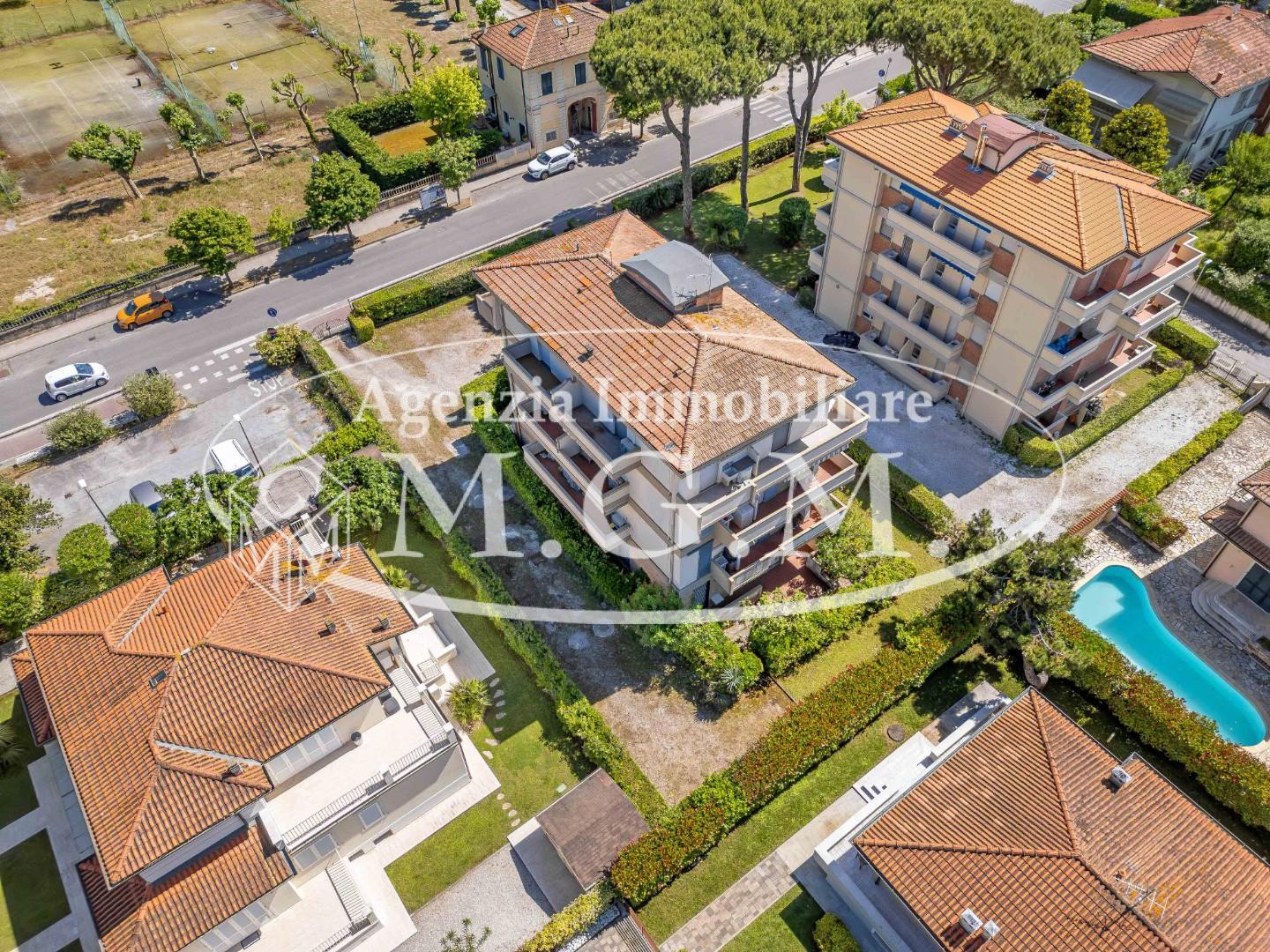 Immagine 29 di Appartamento in vendita  a Camaiore