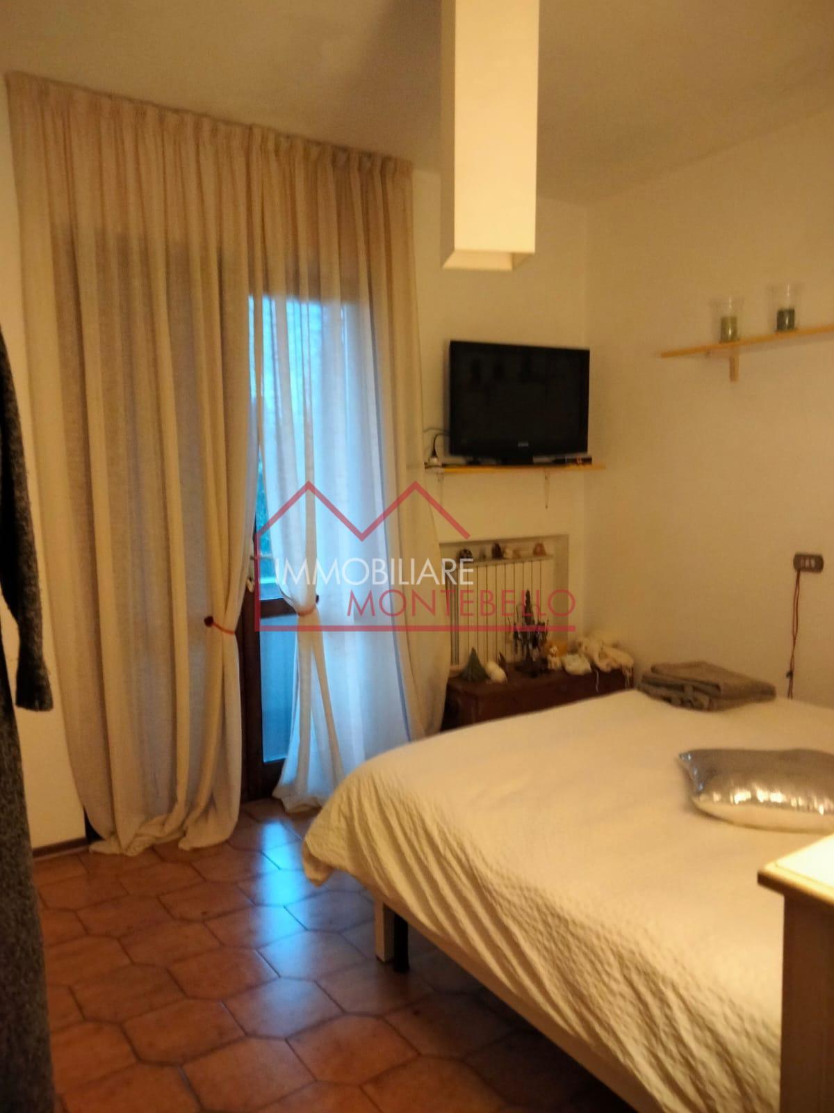 Immagine 25 di Villa in vendita  a Forte Dei Marmi