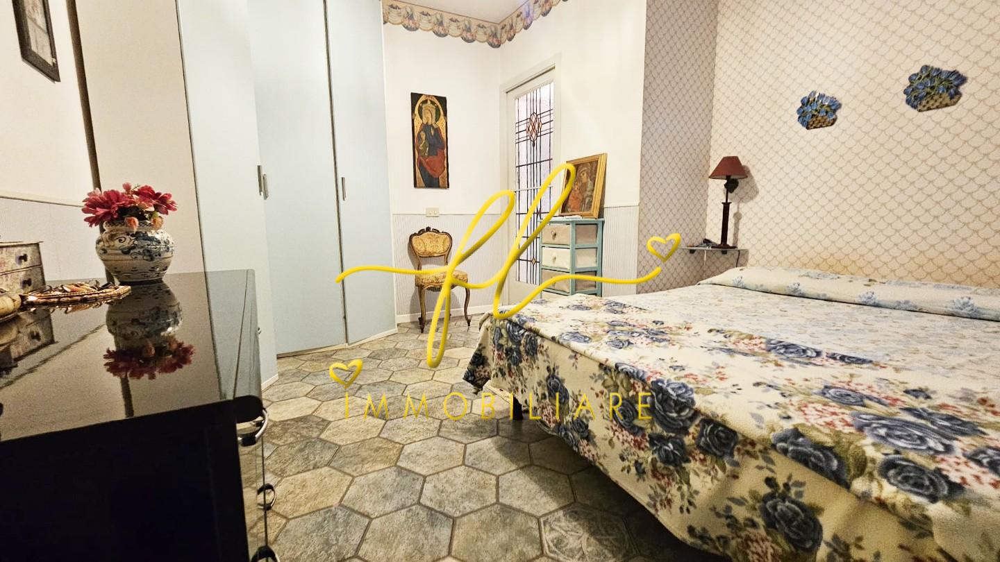 Immagine 9 di Appartamento in vendita  a Rosignano Marittimo